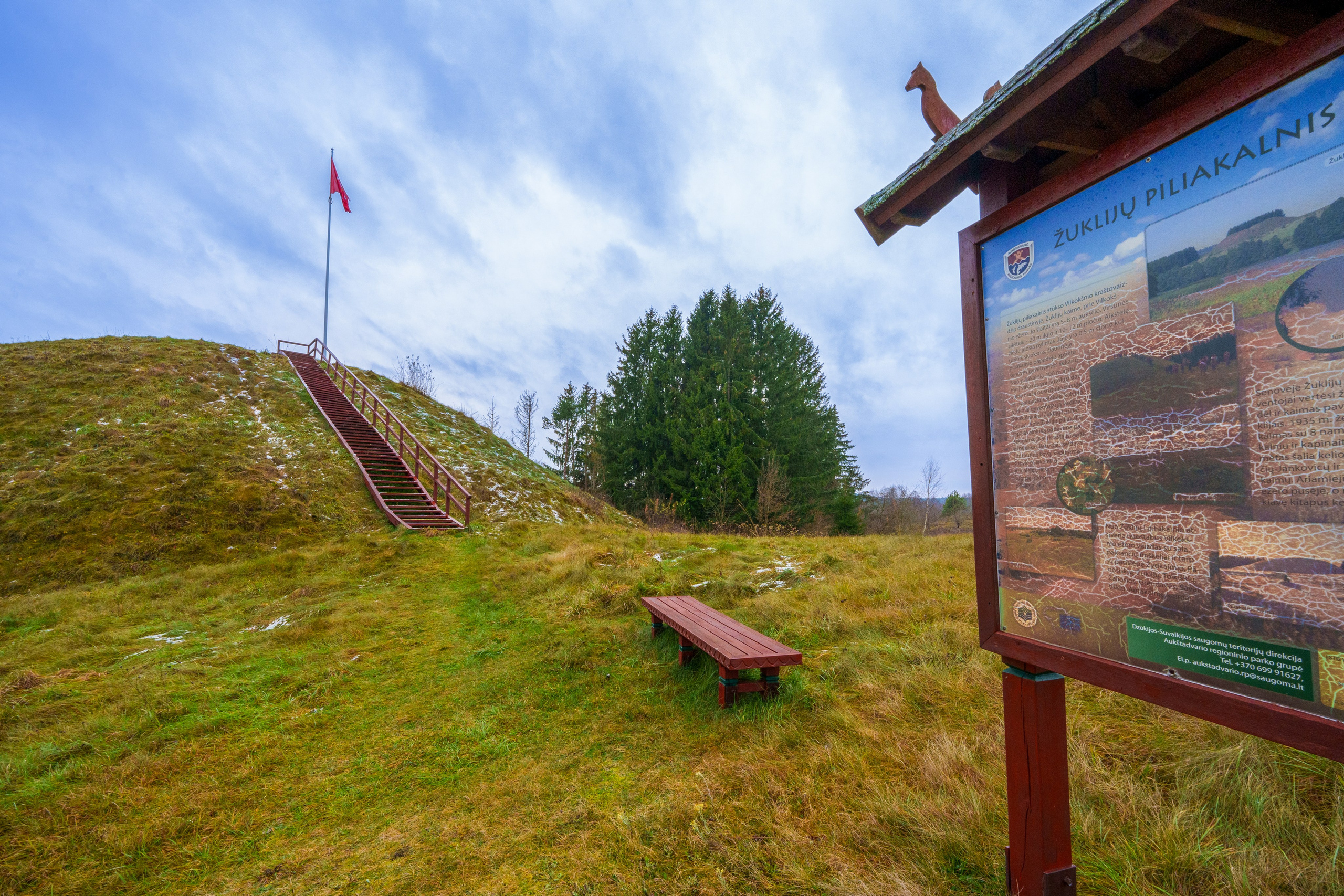 Trakų raj. sodyba. Elina Sapiega fotografė Vilniuje