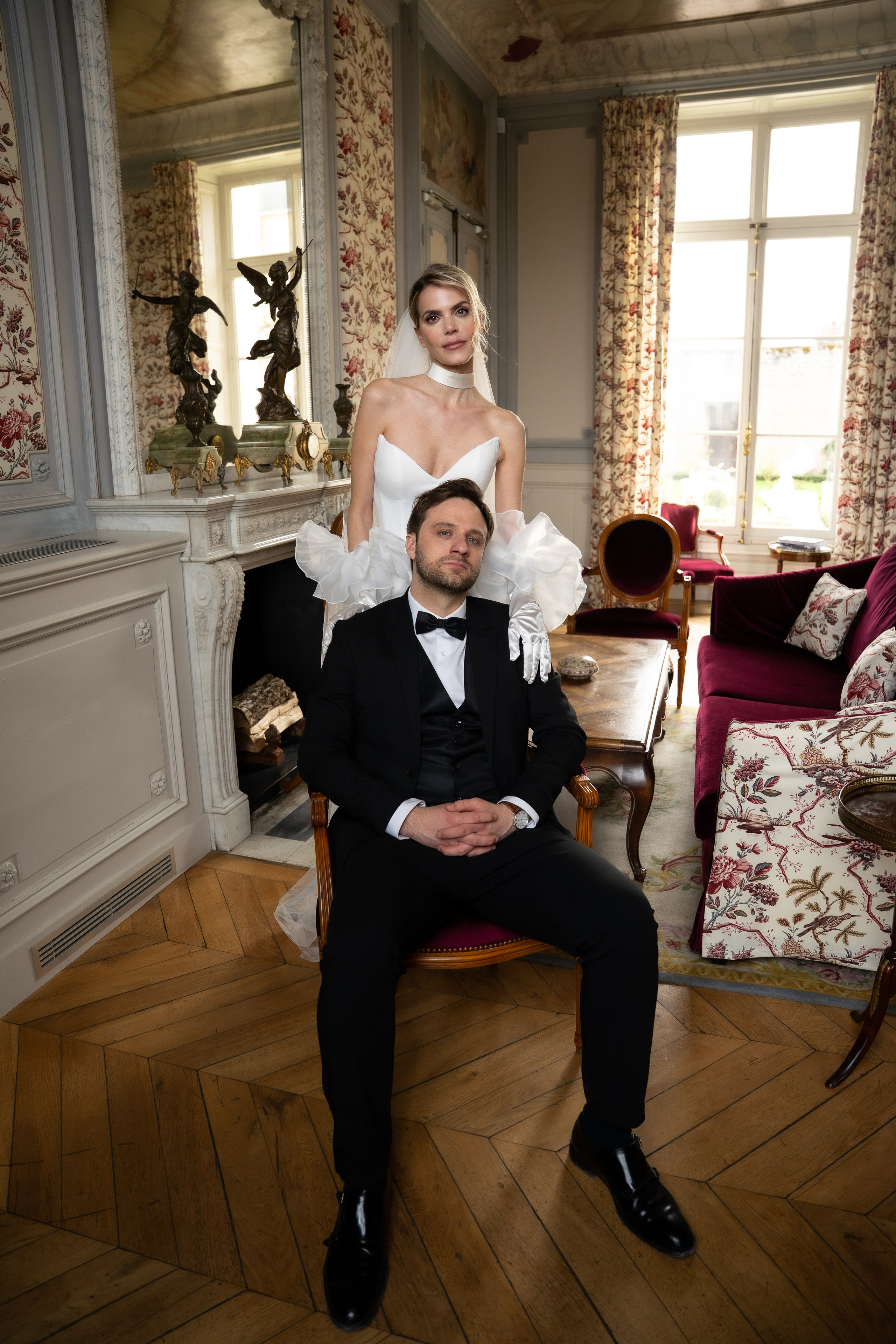 Chateau elopement inspiration. Wedding photographer in Paris Oksana Shum