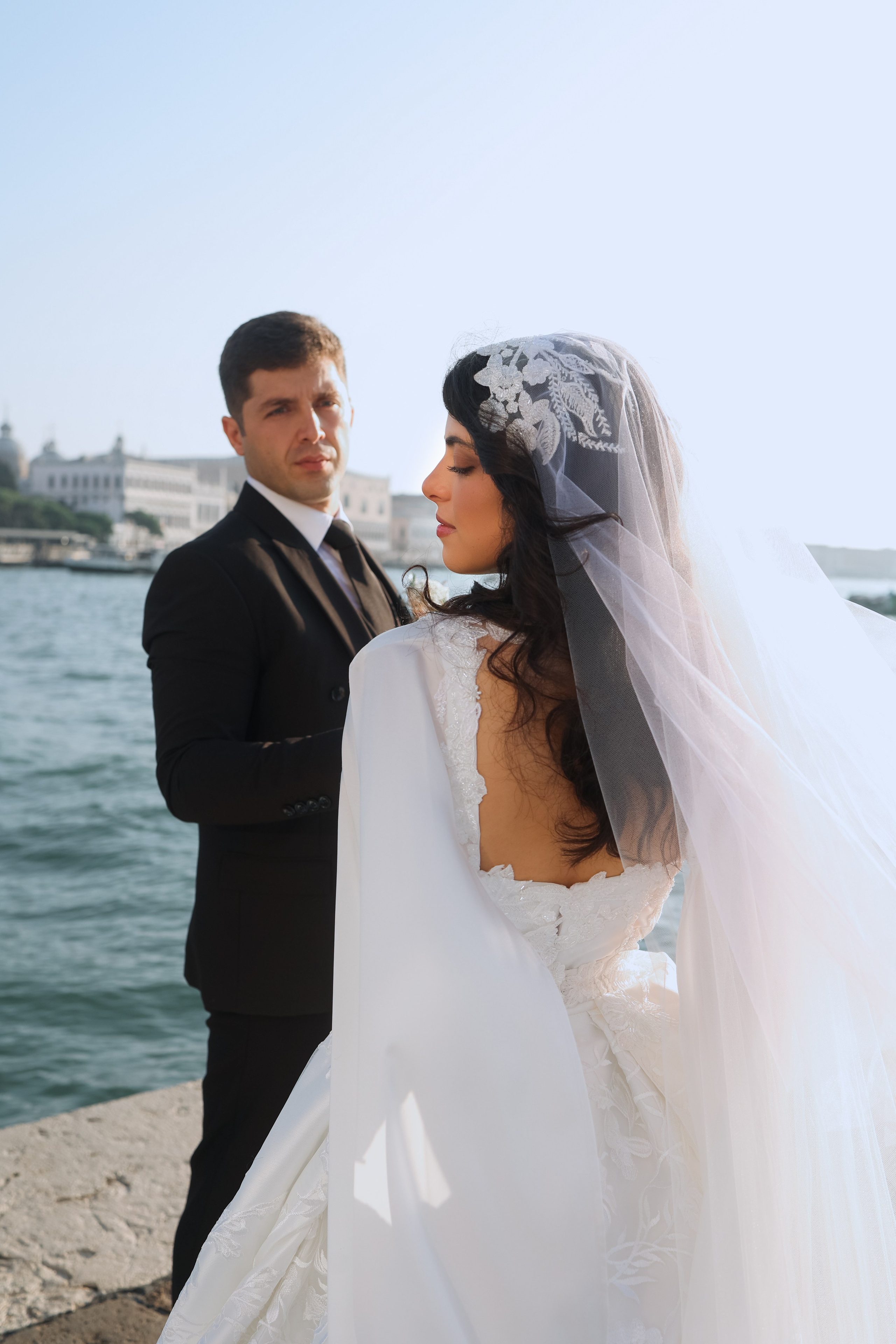 Armenian wedding at San Lazzaro degli Armeni. Photographer in Venice, Viktoria Antonova