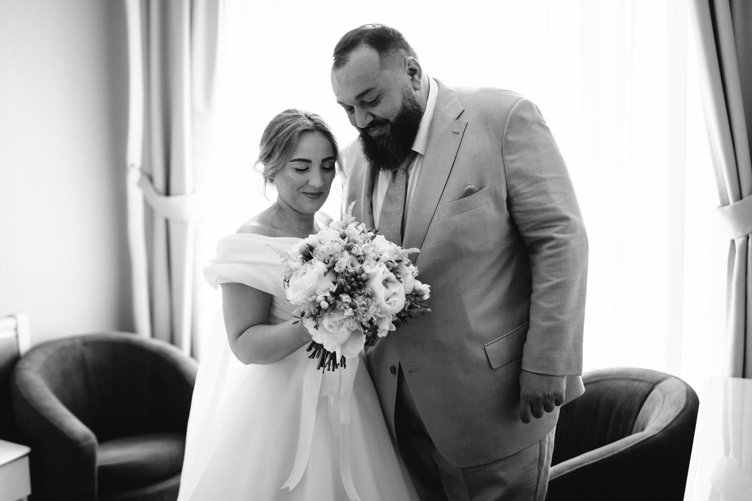 Alexandra + Andrei / Iasi. Foto-Video Nunta Iasi, Suceava, Bucuresti / Disponibilitate 2025 — 2026 — 2027