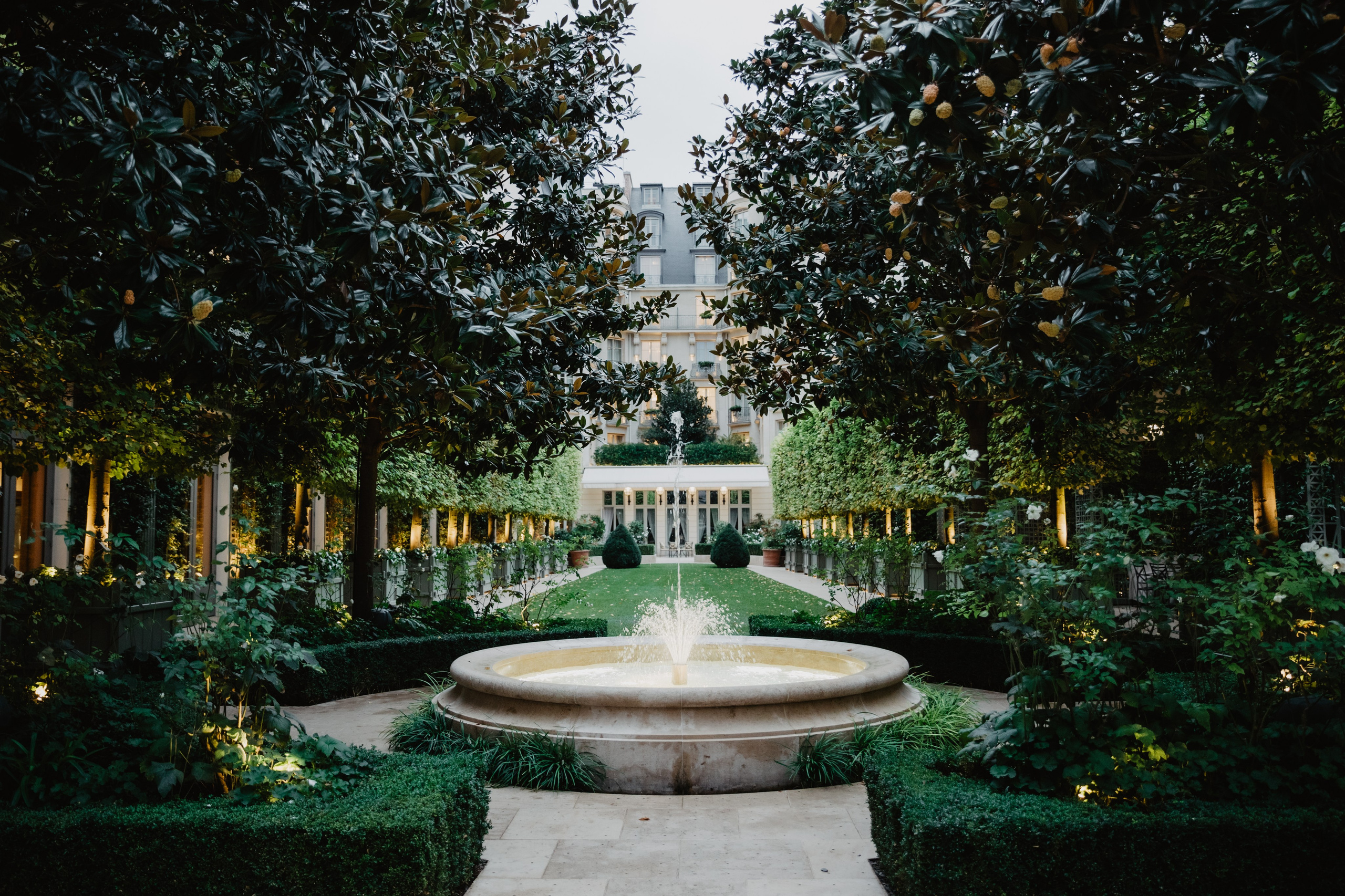 Ritz Paris Wedding | Luxury Wedding at Ritz Paris — Paris Wedding Photographer. Paris Wedding Photographer