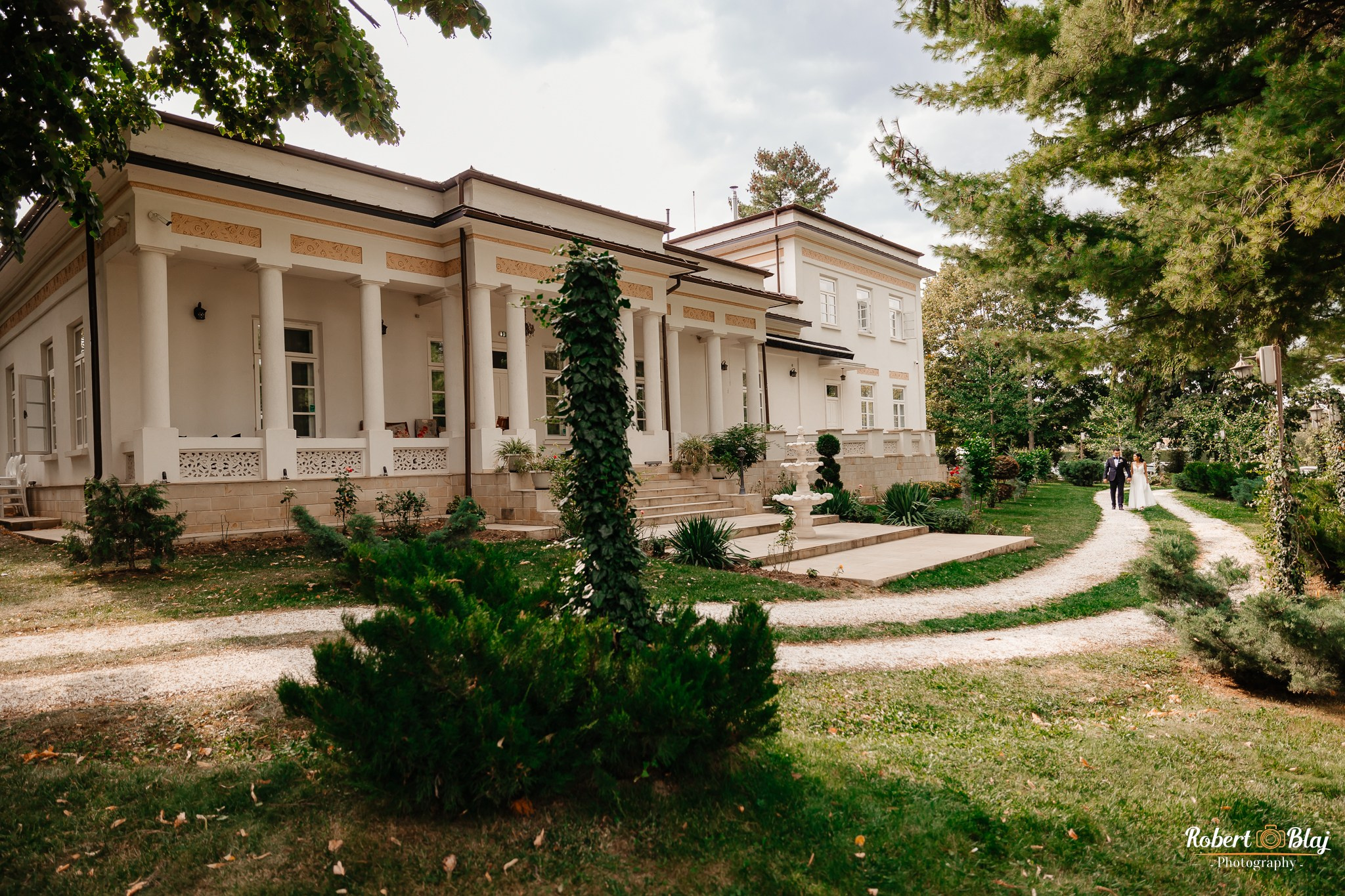 Zara & Iustin. Robert Blaj - Fotograf Nuntă Iași