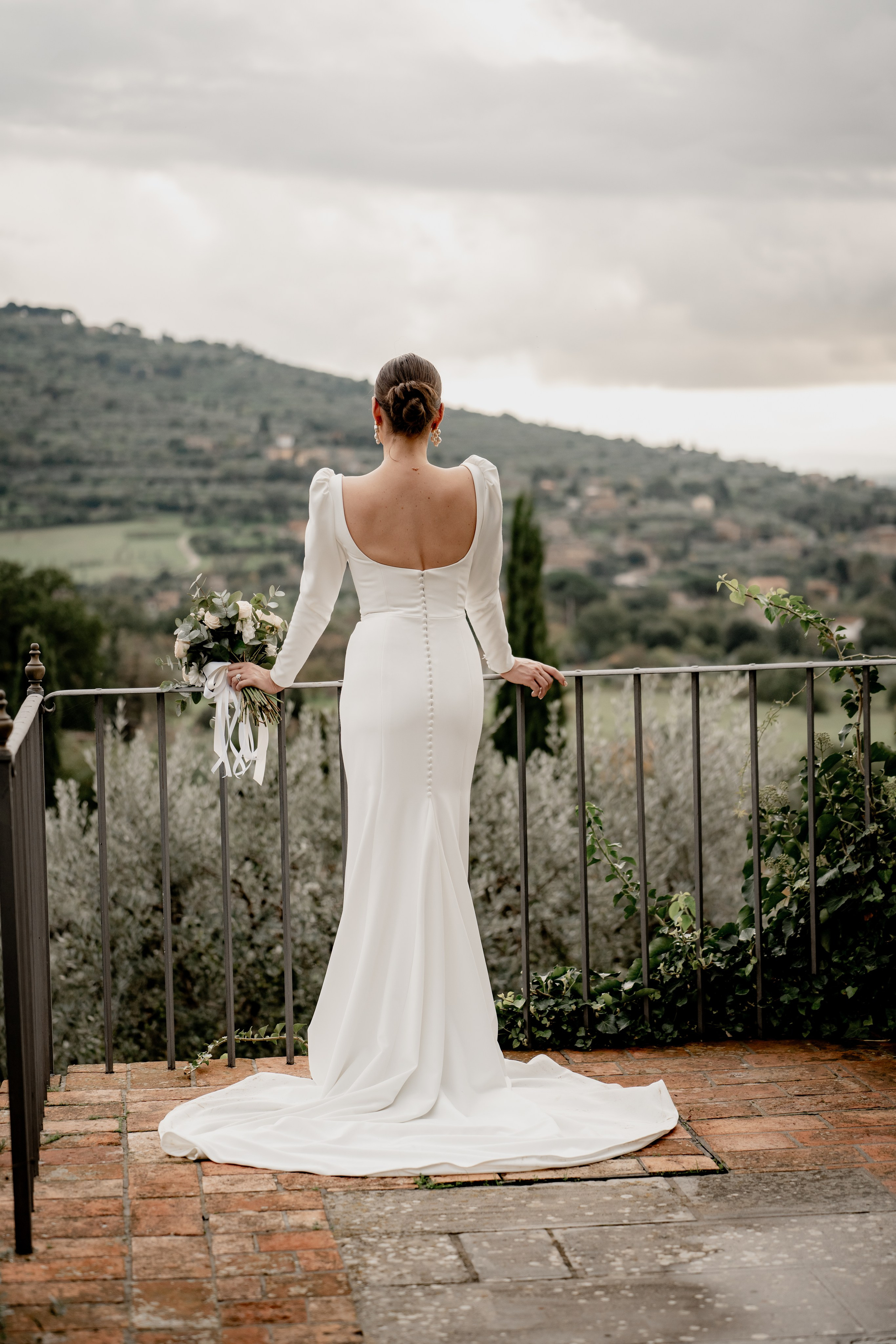 Elopment in Cortona. Villa Falconiere. Wedding Photographer in Italy