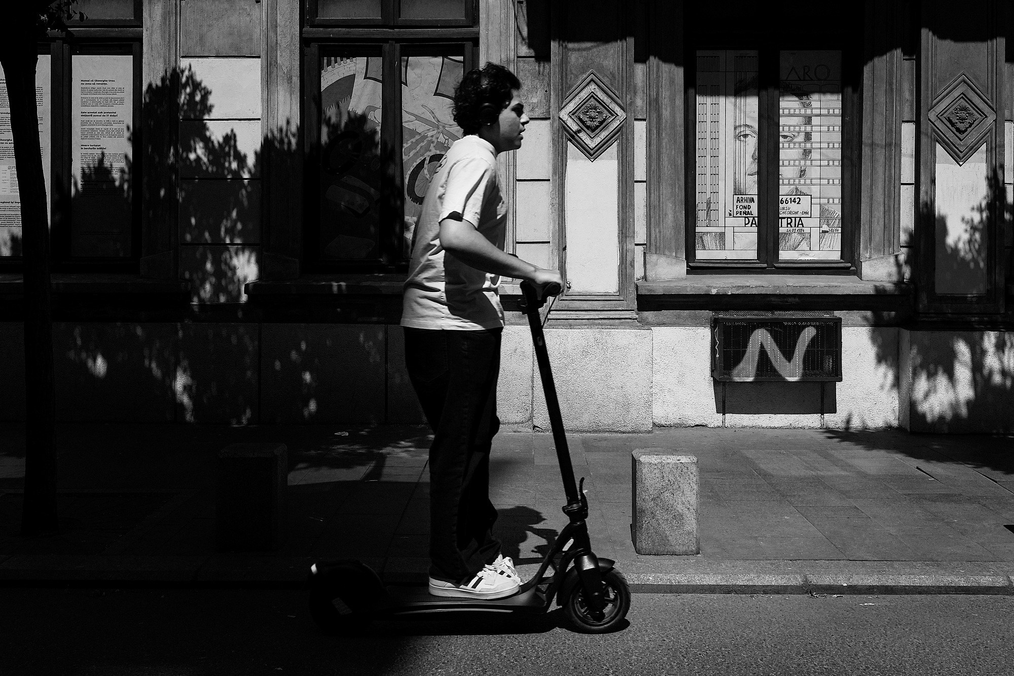 Monochrome. A Creative Insight | Catalin Nastase