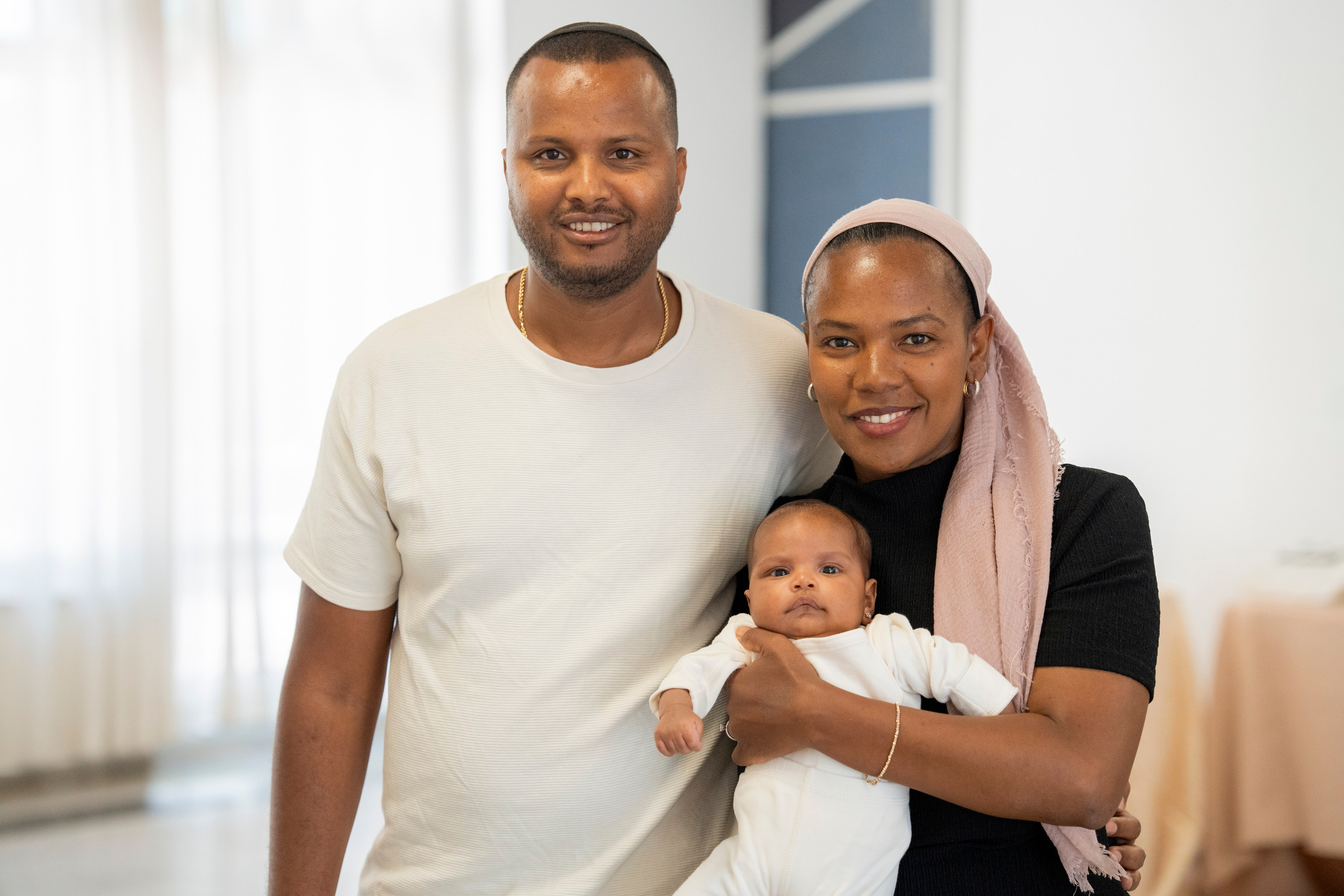 משפחת סלומון. יוסף מזרחי צילום חתונה, ברית וזוגיות. צלם מקצועי שאוהב להוציא אתכם הכי יפים ברגעים הכי מרגשים