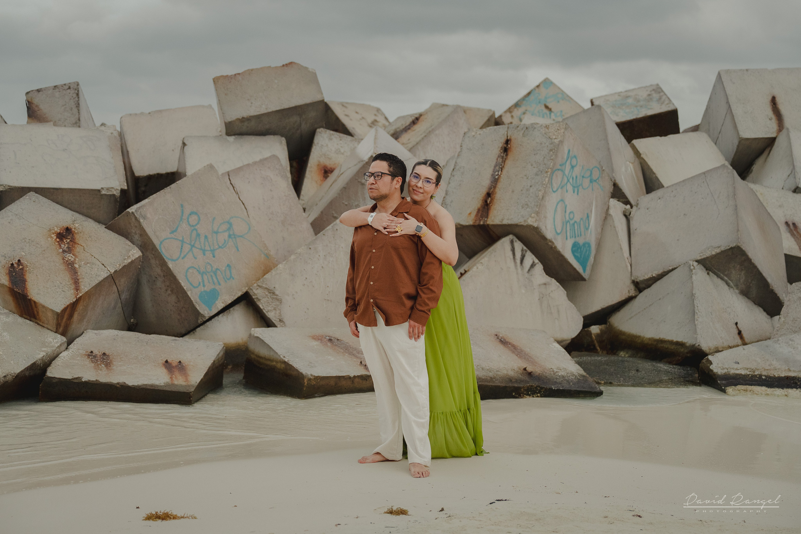 Adan & Moni — Engagement — Playa Forum Cancun. Destination wedding photographer based in Cancun and Riviera Maya with service worldwide