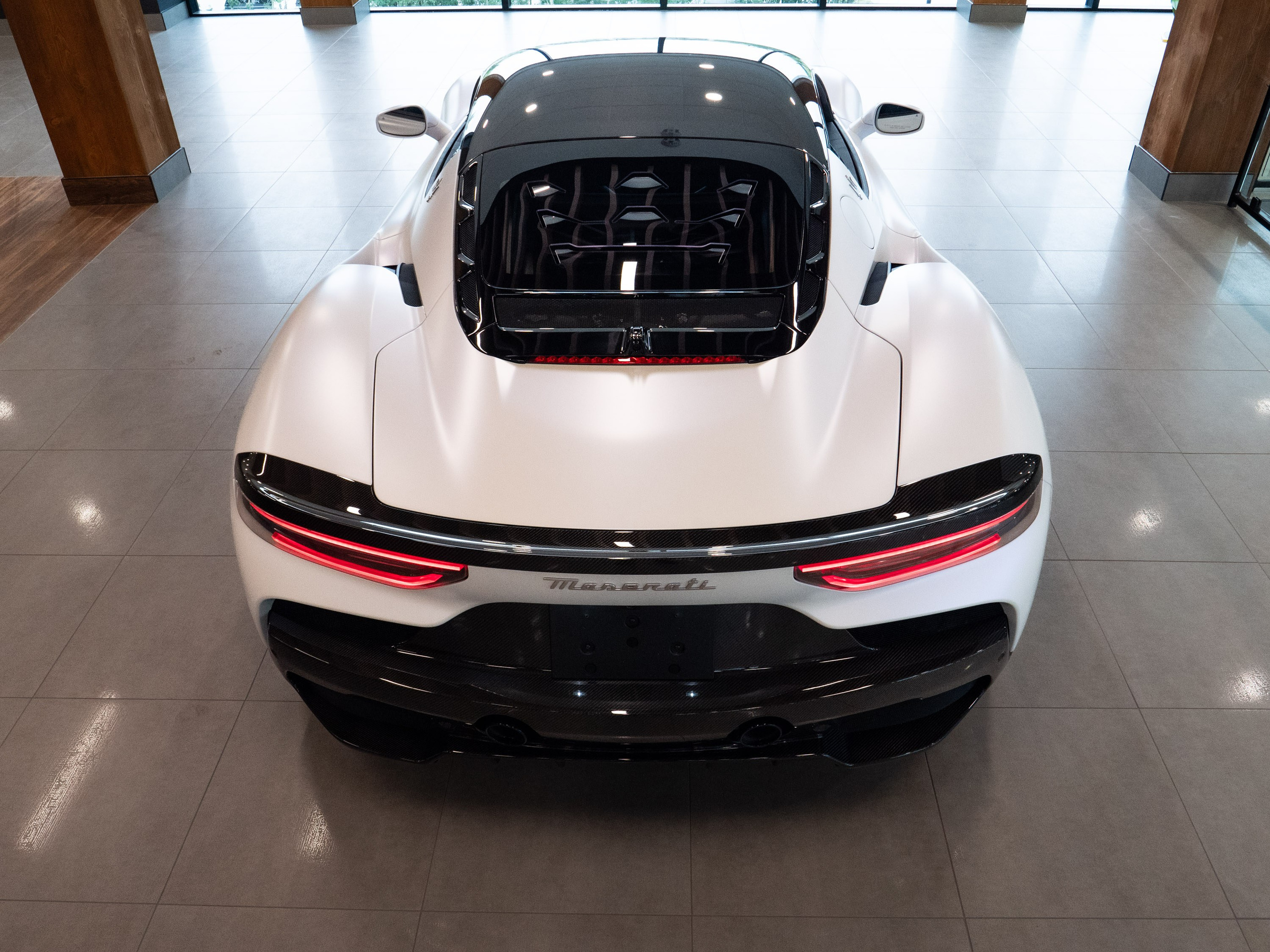 Maserati MC20. Dimitri Ilkov Photography — Capturing Life’s Moments in Edmonton, Cana