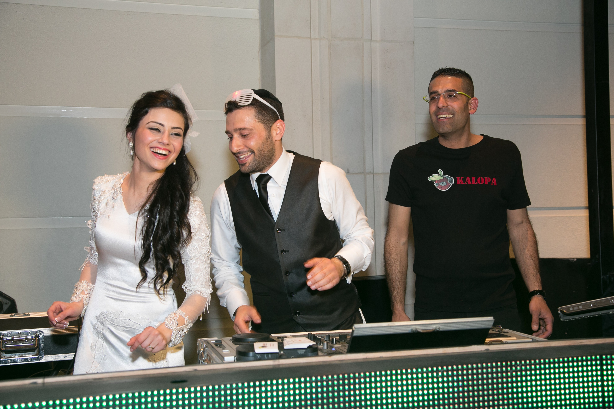 Hedva & Avi. Wedding and events photographers Studio Shalom