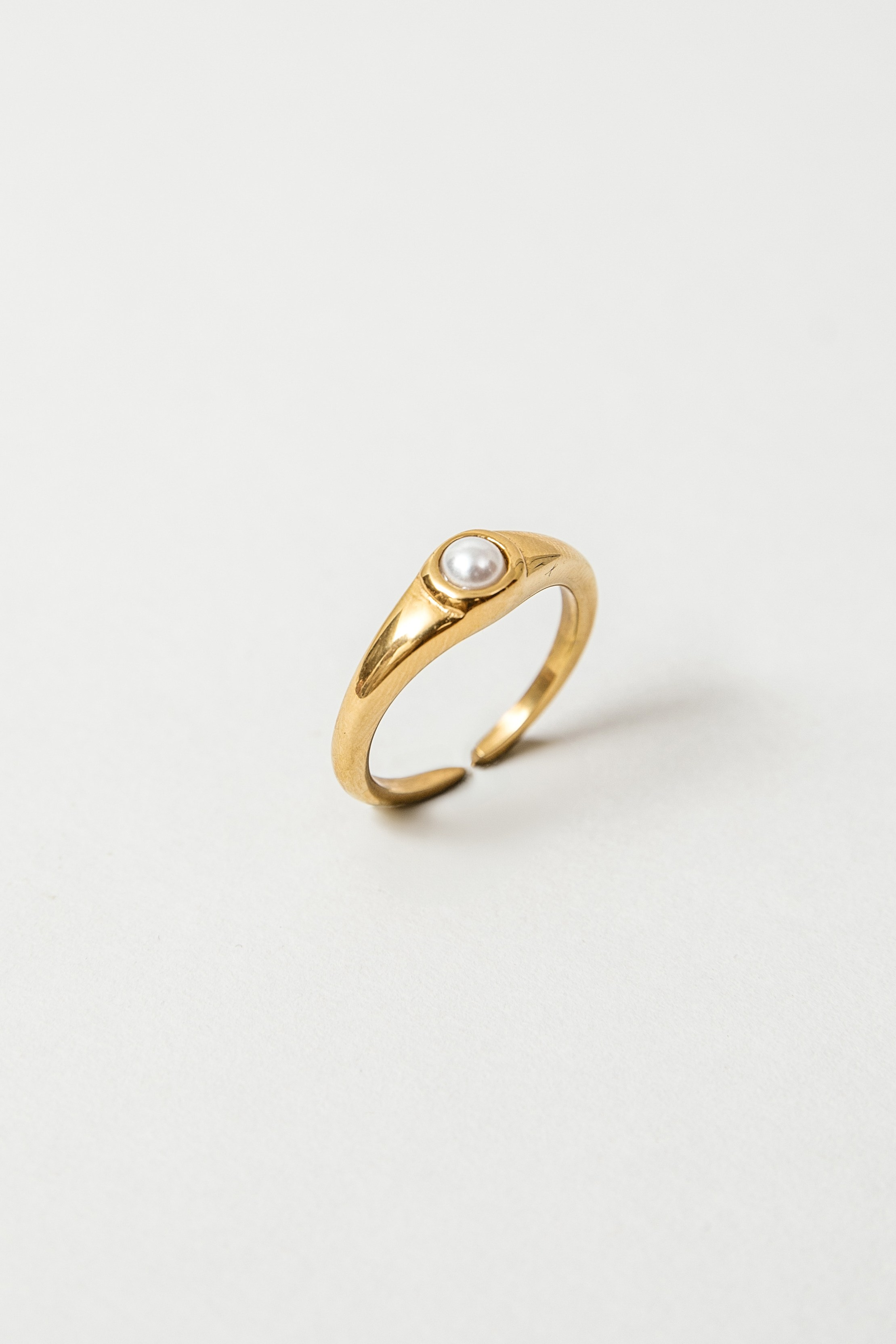 Joyas. Maria Kulakova — Fotógrafa en Santiago | Fotografía de producto, marcas y familias