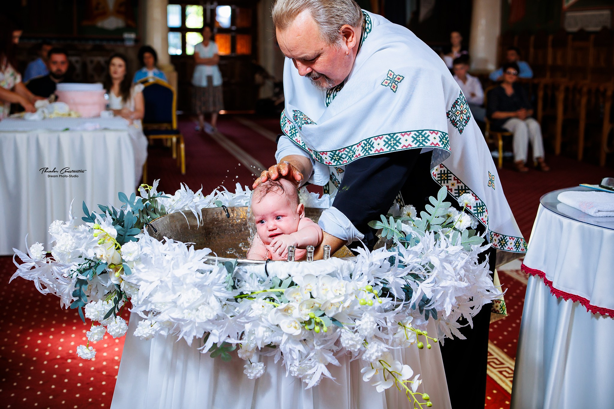Botez. Dream Studio Galați – ședințe foto profesionale pentru familie, portrete și evenimente