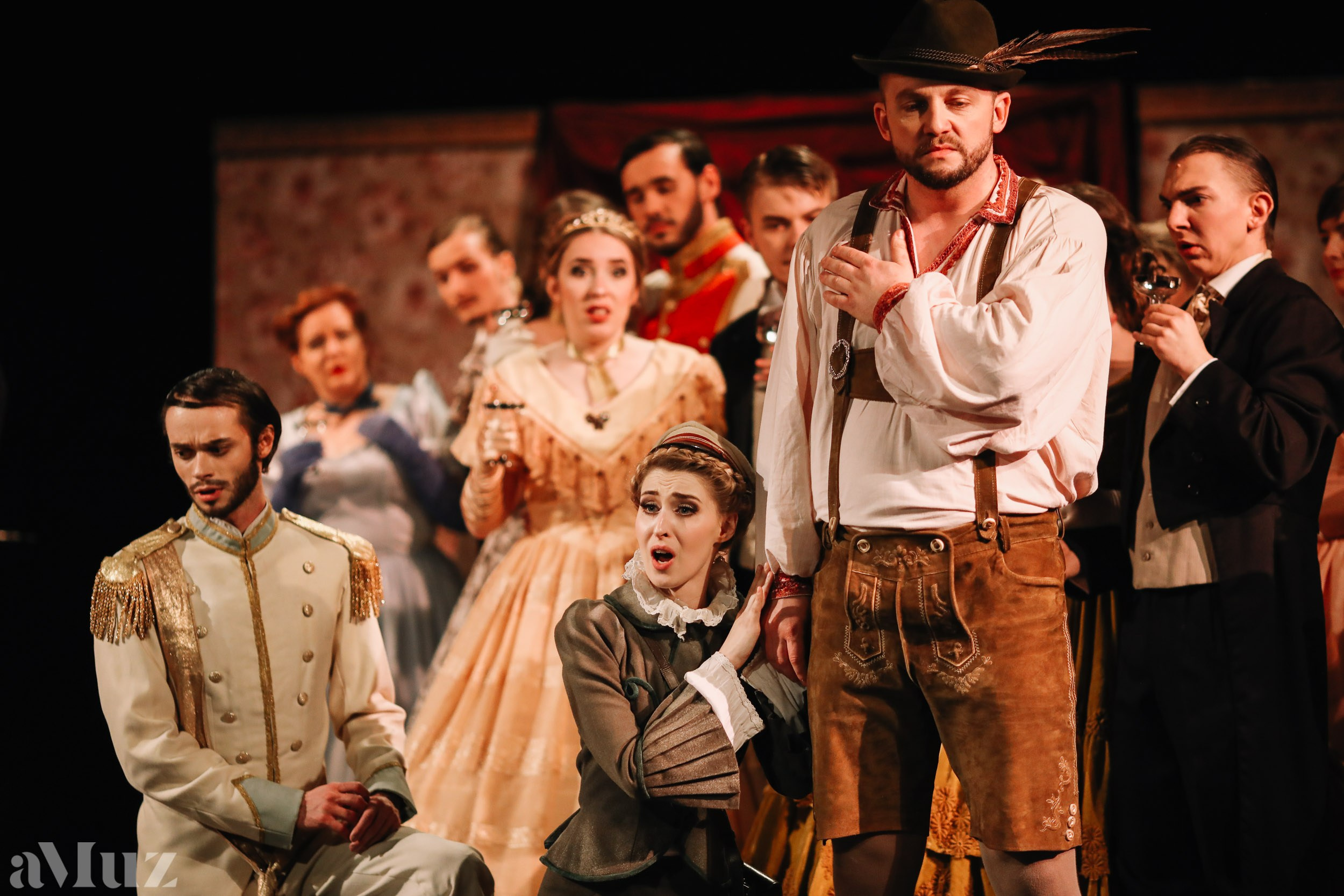 Opera Łąkowa. Fotograf Ślubny Warszawa - Sesje Biznesowe Rodzinne Eventy