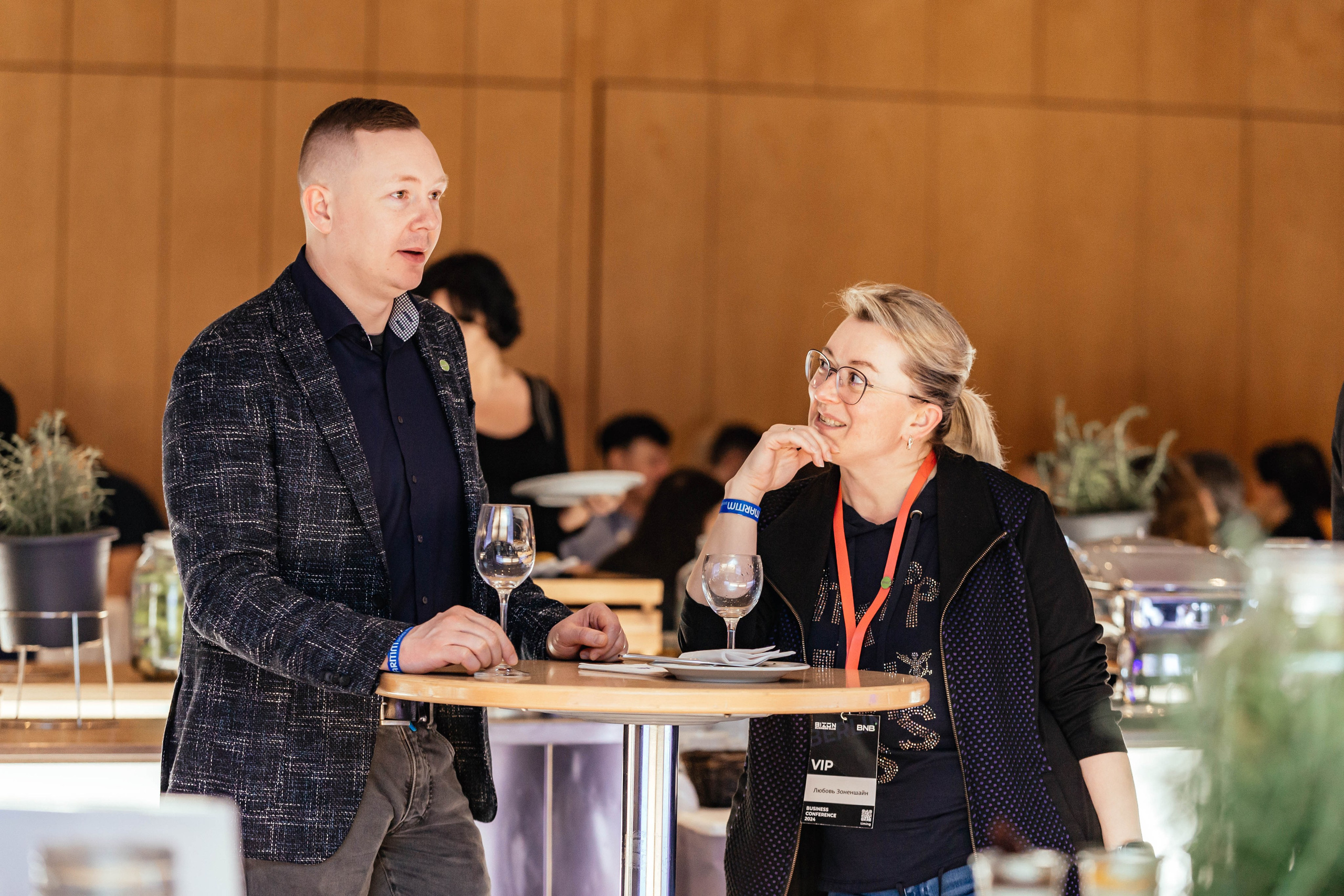 Club Bizon. Portrait family photographer in Berlin Elena Zakh