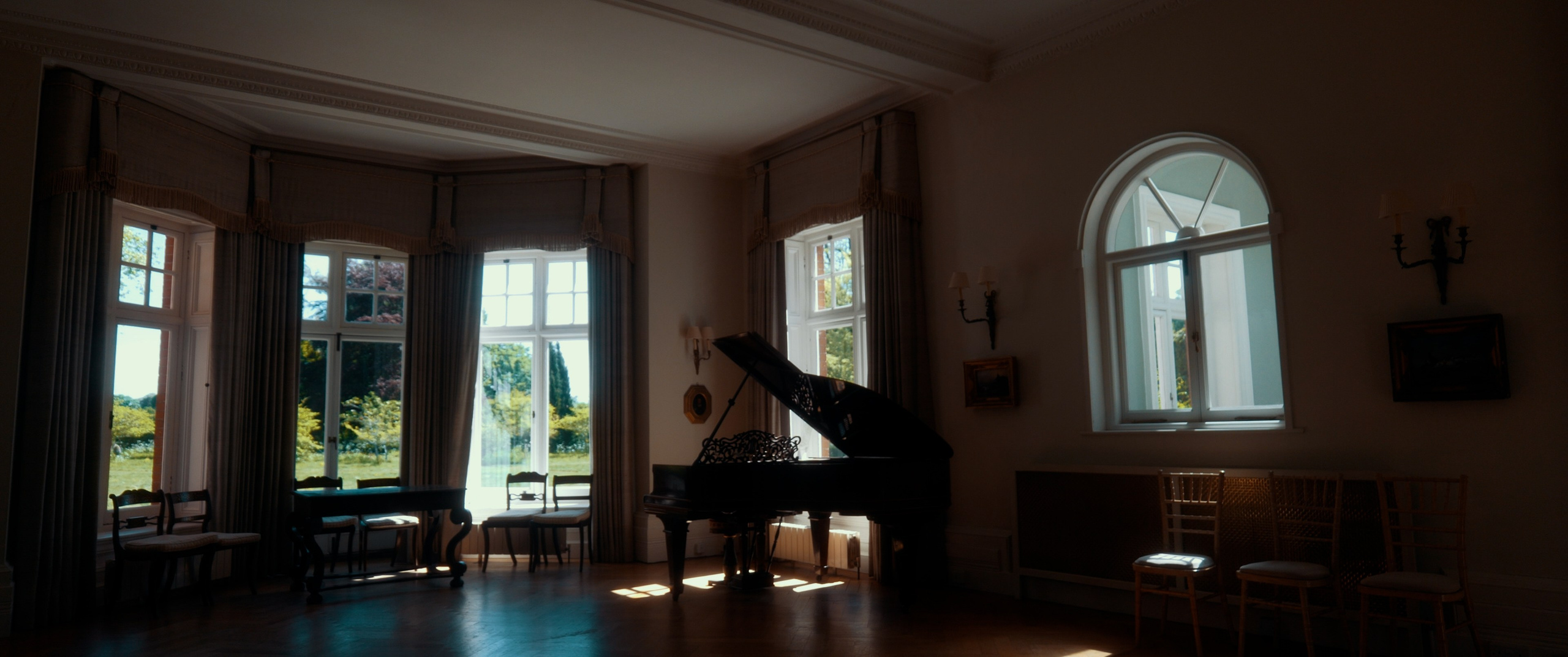 Fotografie de Nuntă. Foto-Video Nunta Iasi, Suceava, Bucuresti / Disponibilitate 2025 — 2026 — 2027