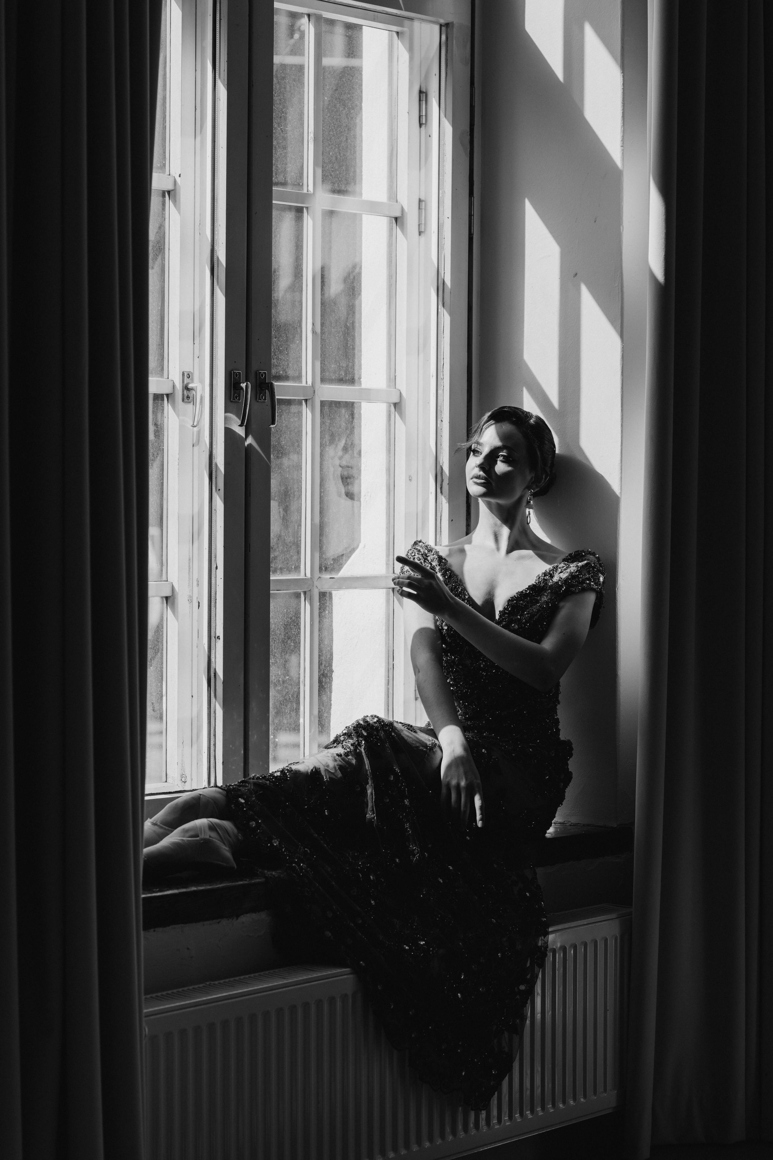 Riikka Couture, Riikka Ikäheimo, Violetta Keller, Portrait, Dancer. Wedding and potrait photographer in Helsinki Vickan O