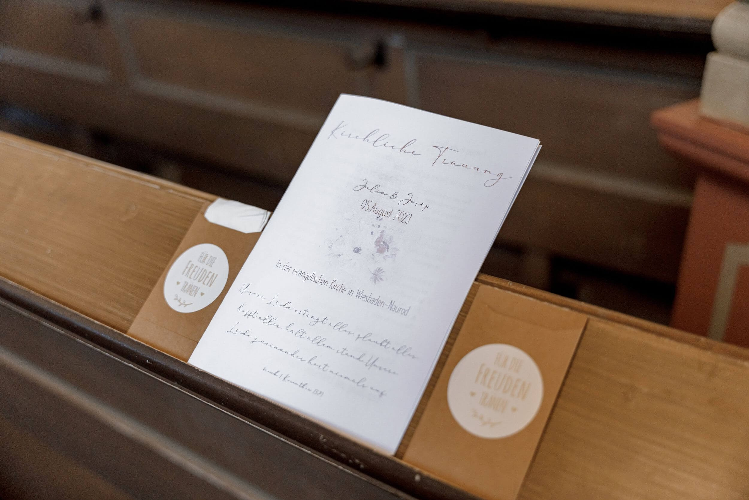Church Wedding in Wiesbaden and Celebration at Brentanoscheune. Wedding photographer & videographer in Germany and Frankfurt | Denis Mirosnik