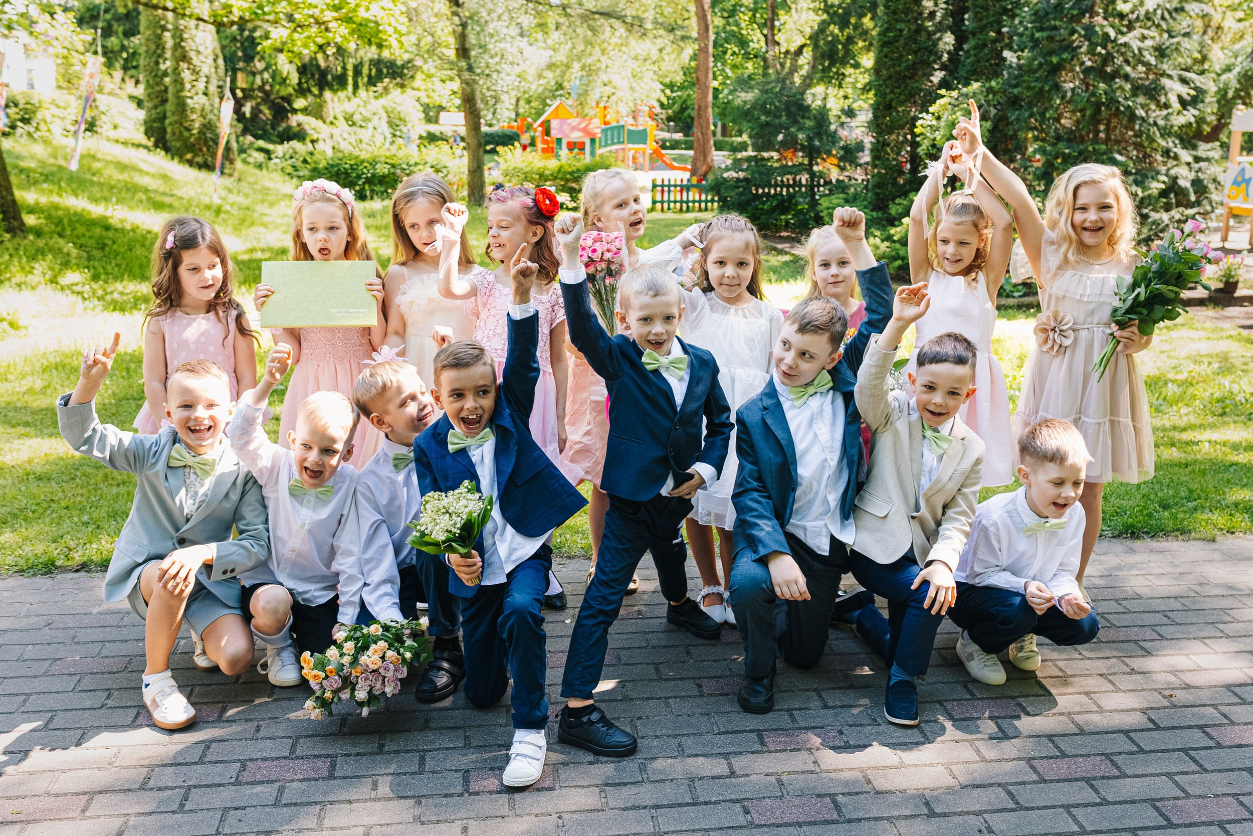 Bērnudārza izlaiduma fotogrāfs - bērnu portreti, reportāža, atsauksmes