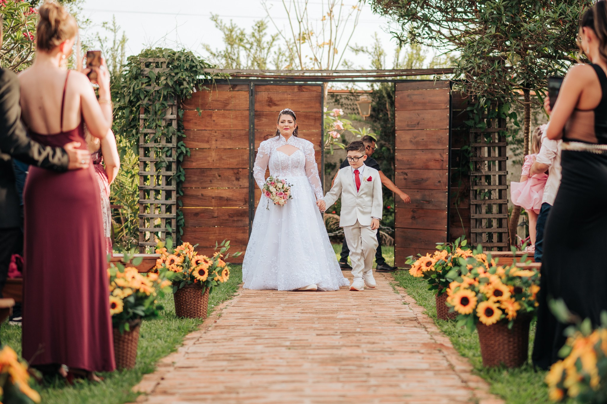 Aline & Daniel — Vila Casali / Piratininga SP. Robson Colaço