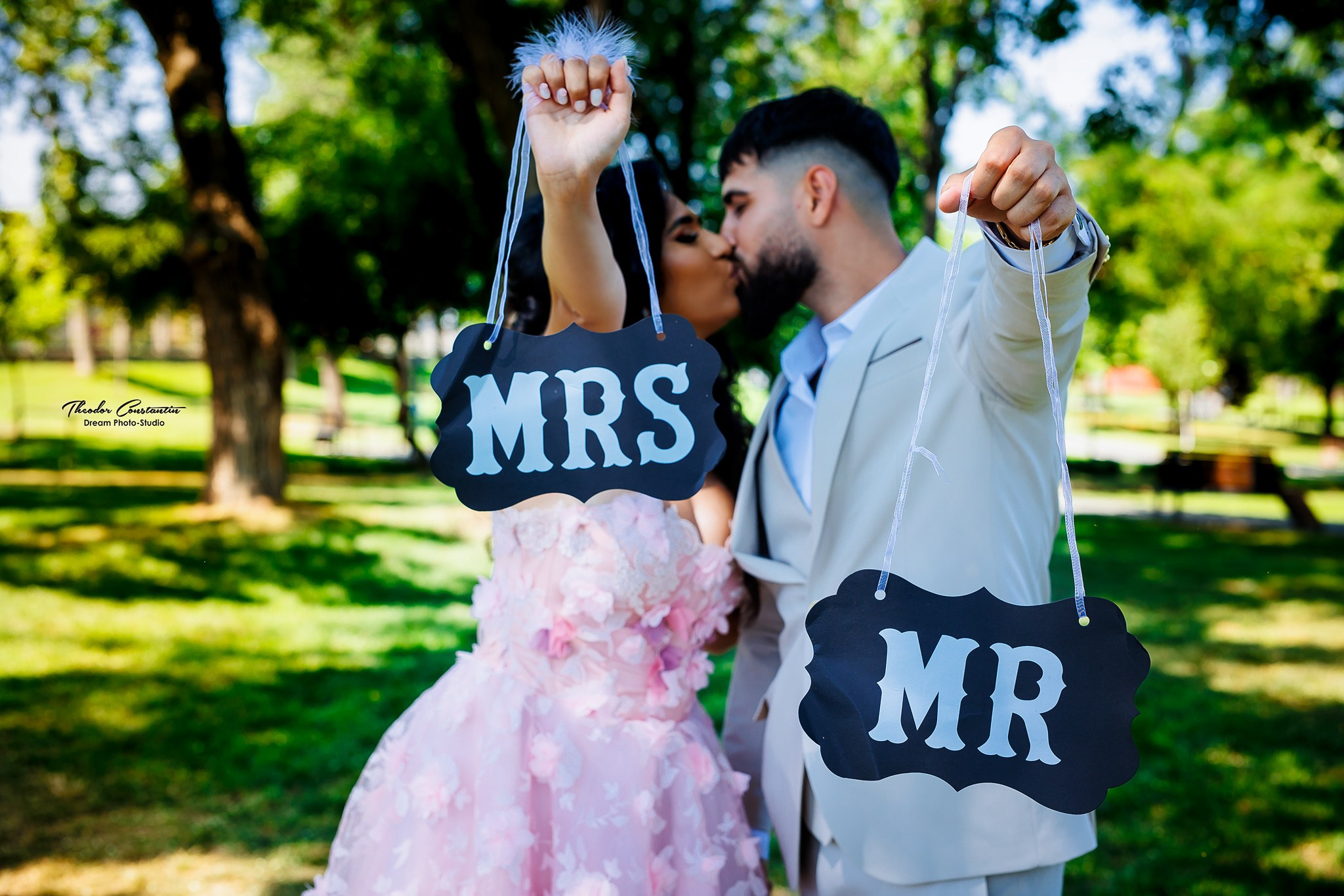 Logodna. Dream Studio Galați – ședințe foto profesionale pentru familie, portrete și evenimente