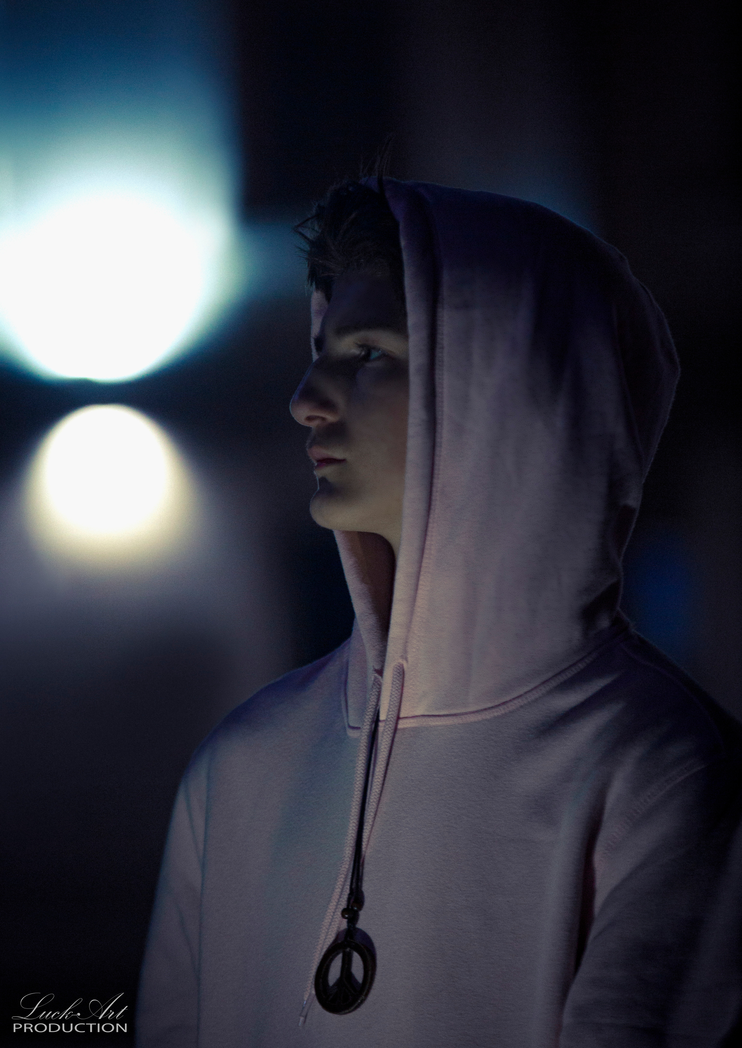 სტუდიური და გარე ფოტოსესიები. Clapp Studio