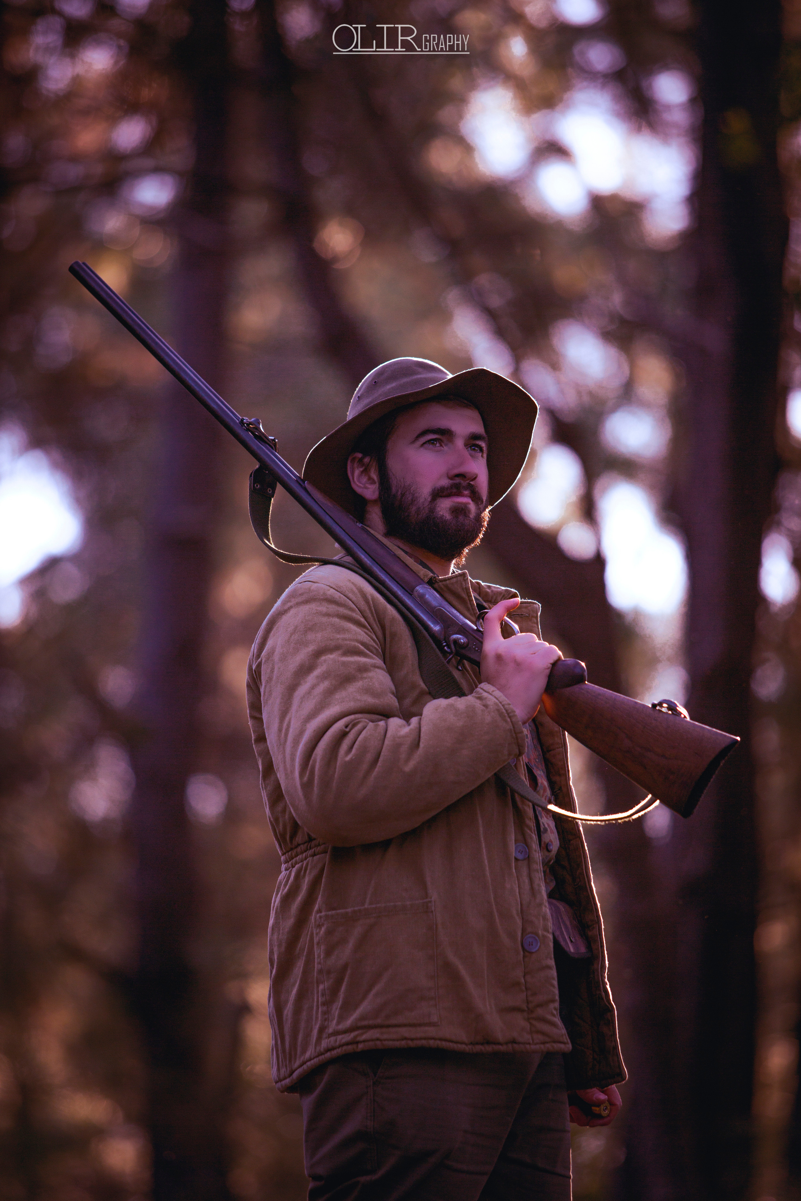 სტუდიური და გარე ფოტოსესიები. Clapp Studio