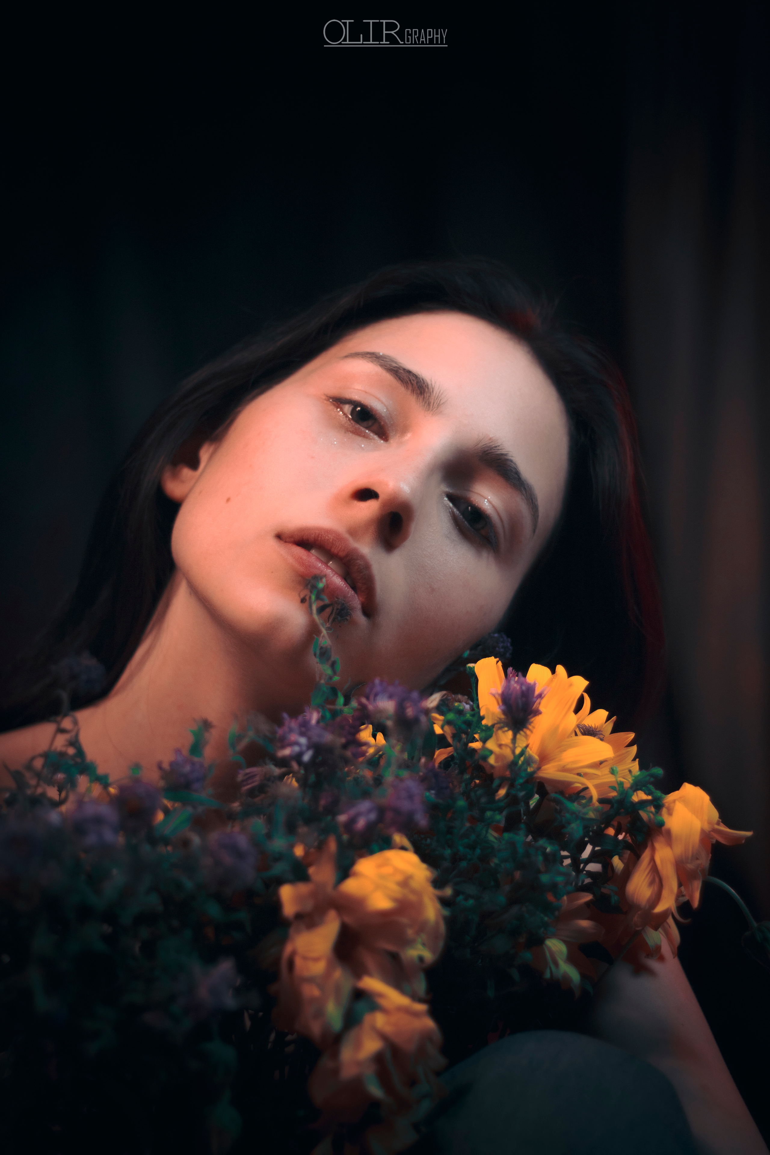 სტუდიური და გარე ფოტოსესიები. Clapp Studio