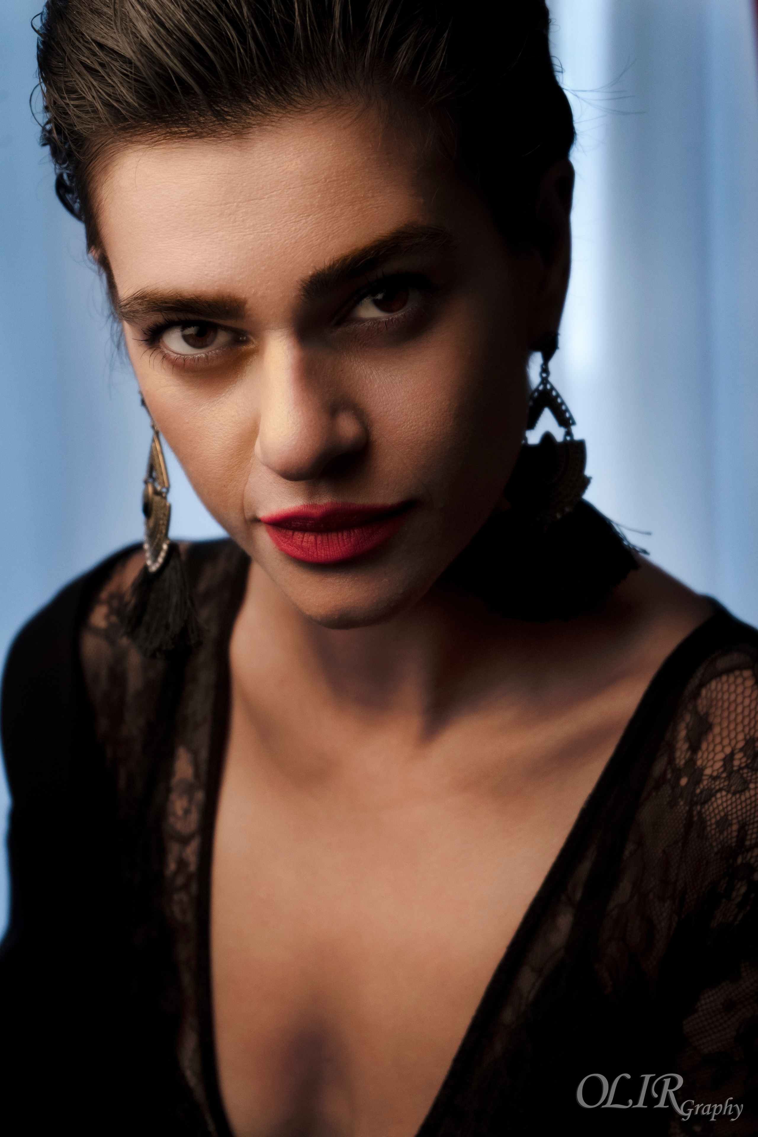 სტუდიური და გარე ფოტოსესიები. Clapp Studio