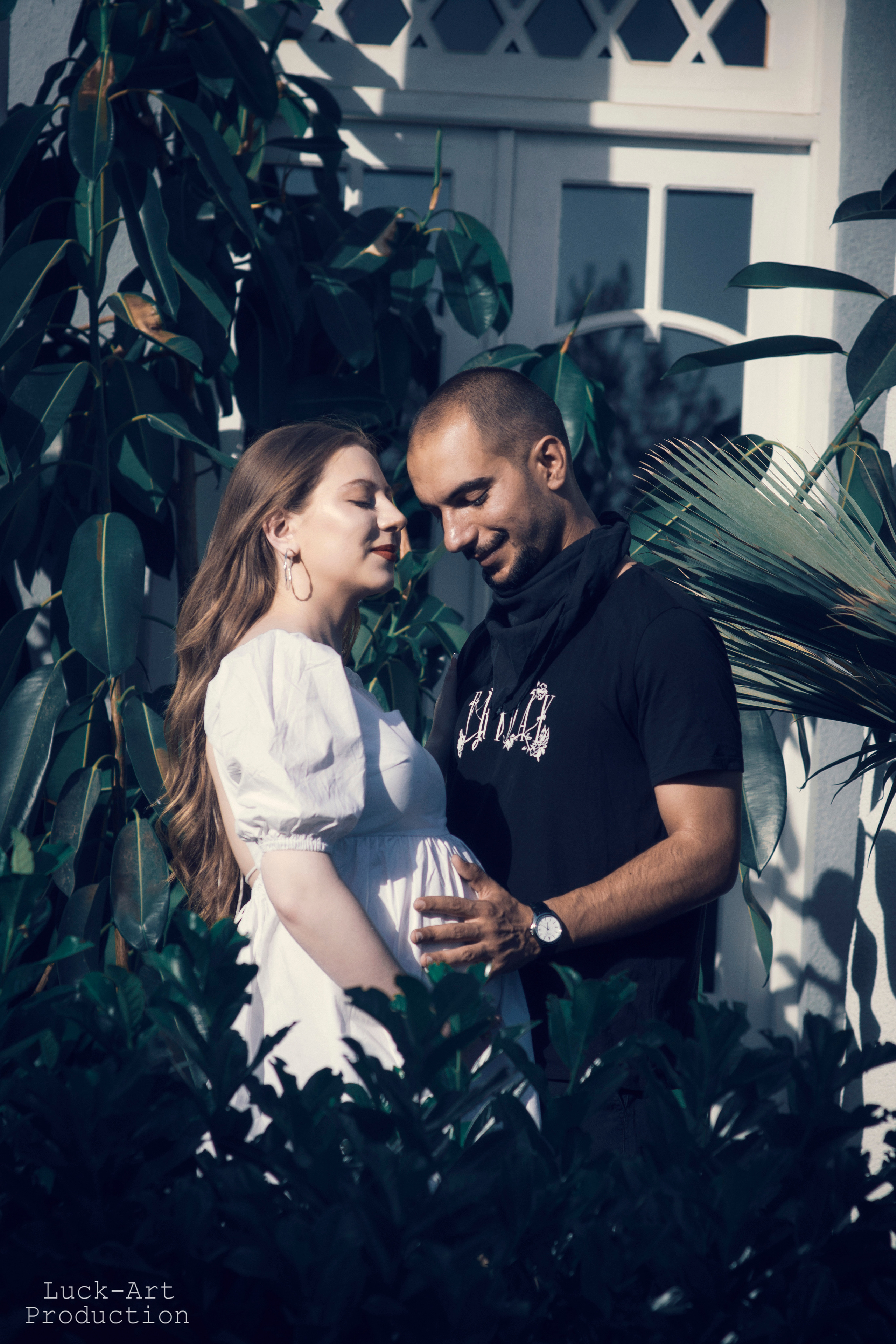 სტუდიური და გარე ფოტოსესიები. Clapp Studio