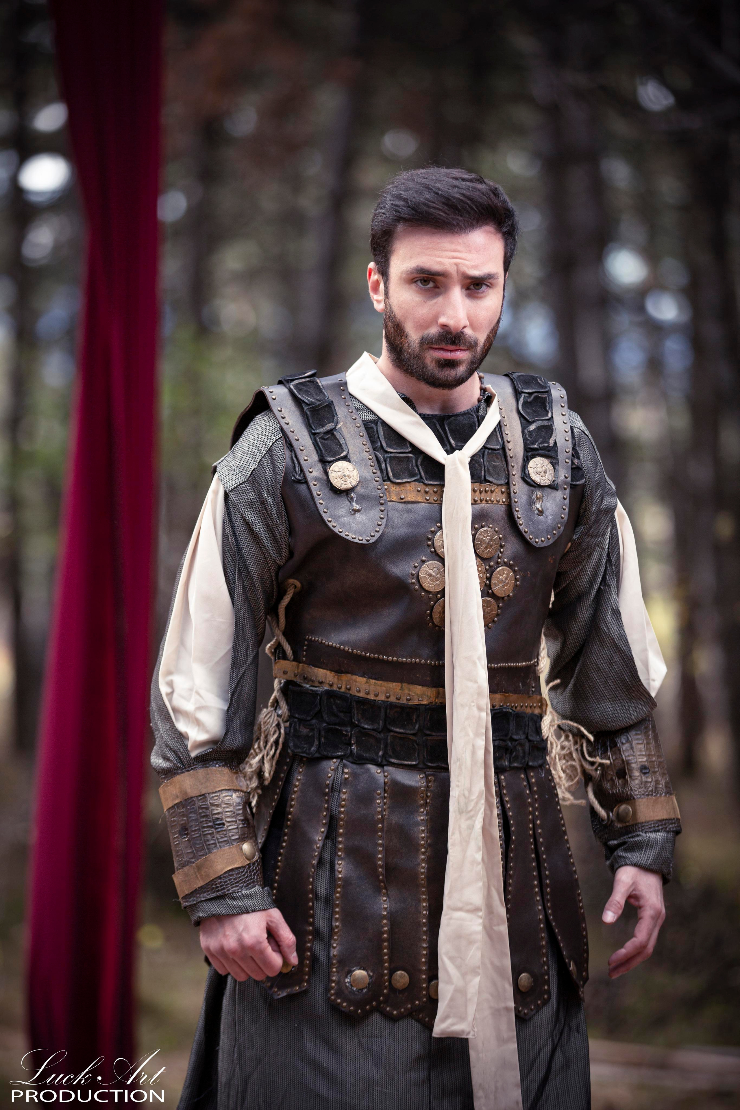 სტუდიური და გარე ფოტოსესიები. Clapp Studio