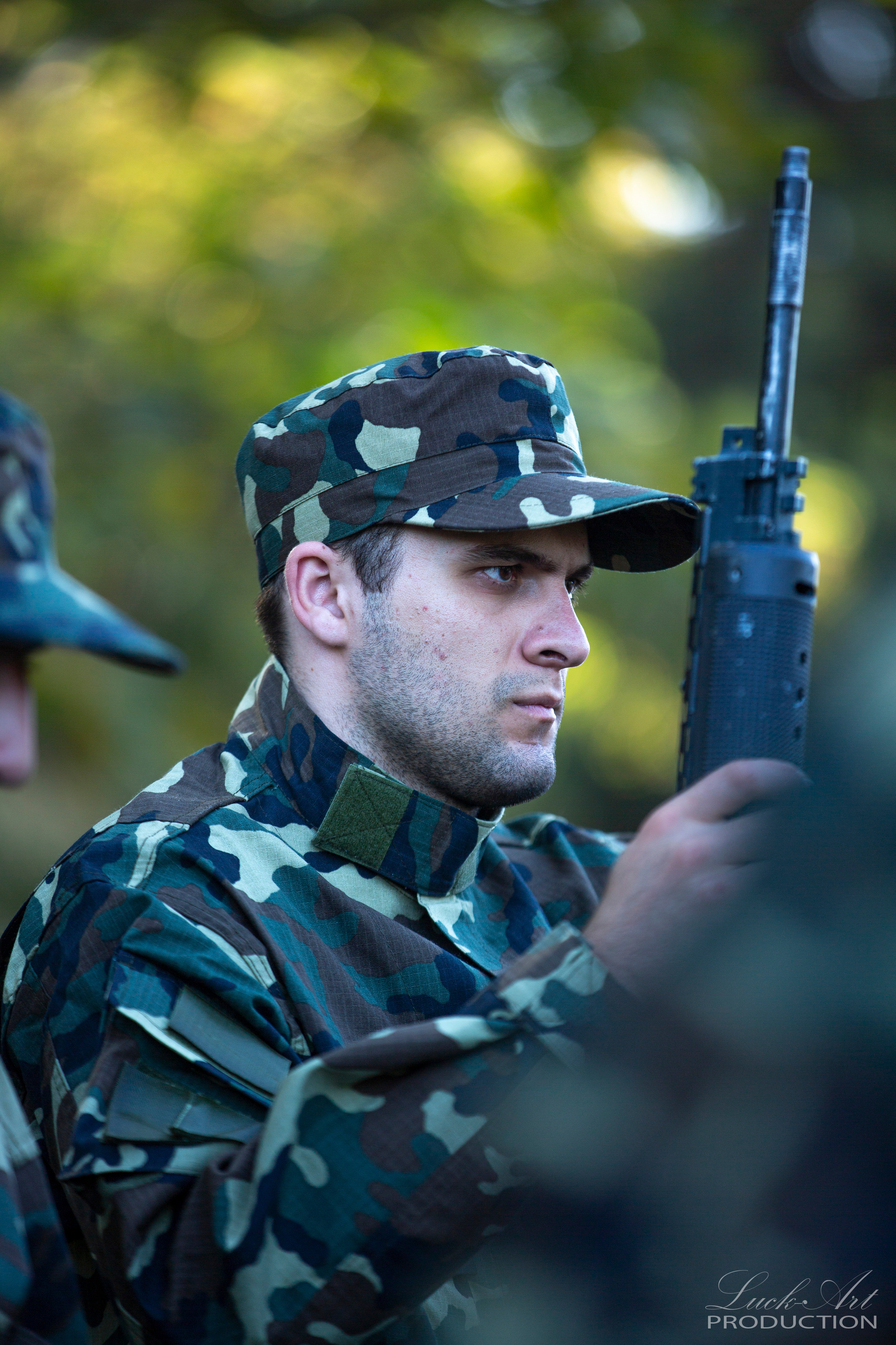 სტუდიური და გარე ფოტოსესიები. Clapp Studio