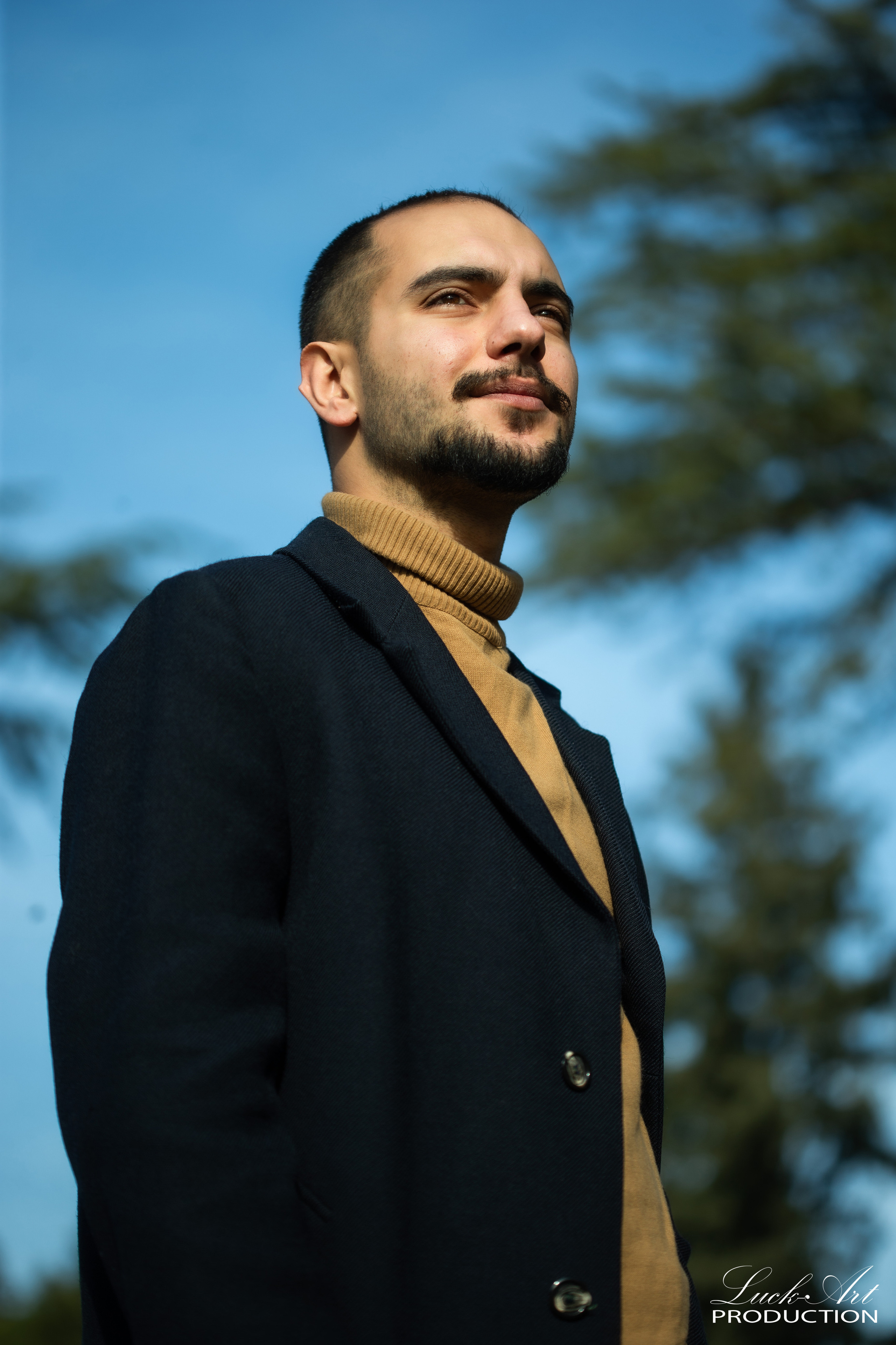 სტუდიური და გარე ფოტოსესიები. Clapp Studio