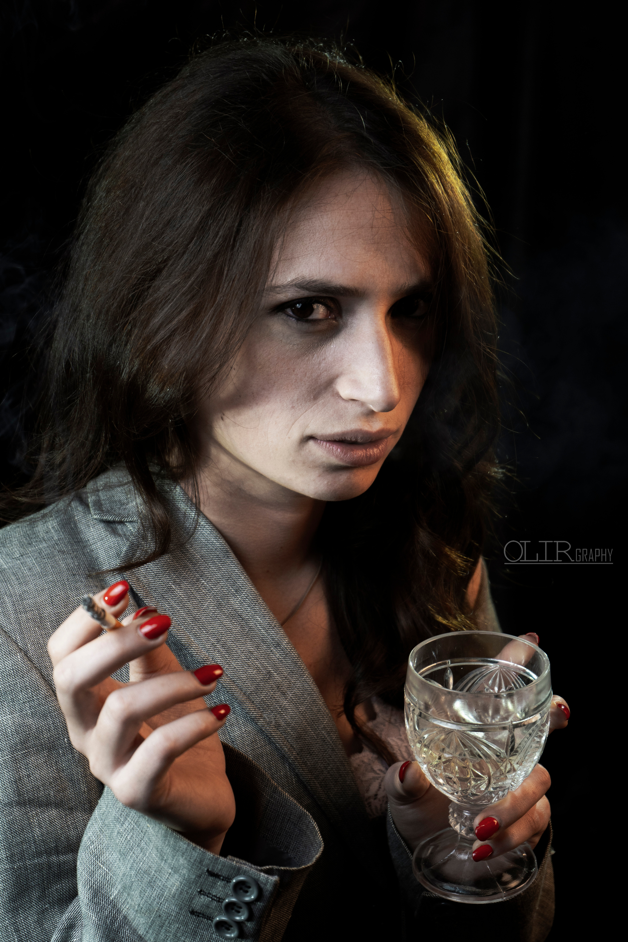 სტუდიური და გარე ფოტოსესიები. Clapp Studio