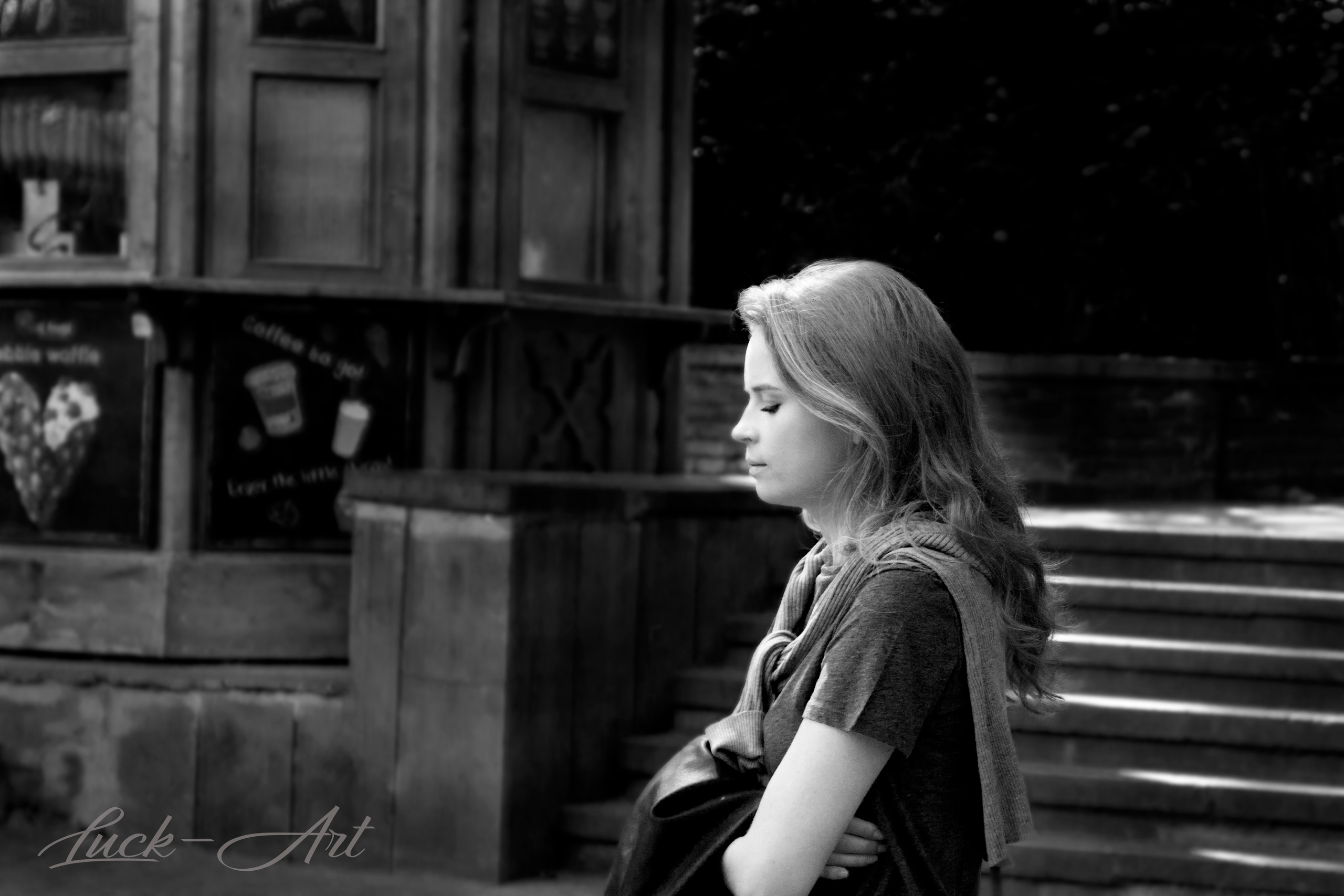 სტუდიური და გარე ფოტოსესიები. Clapp Studio