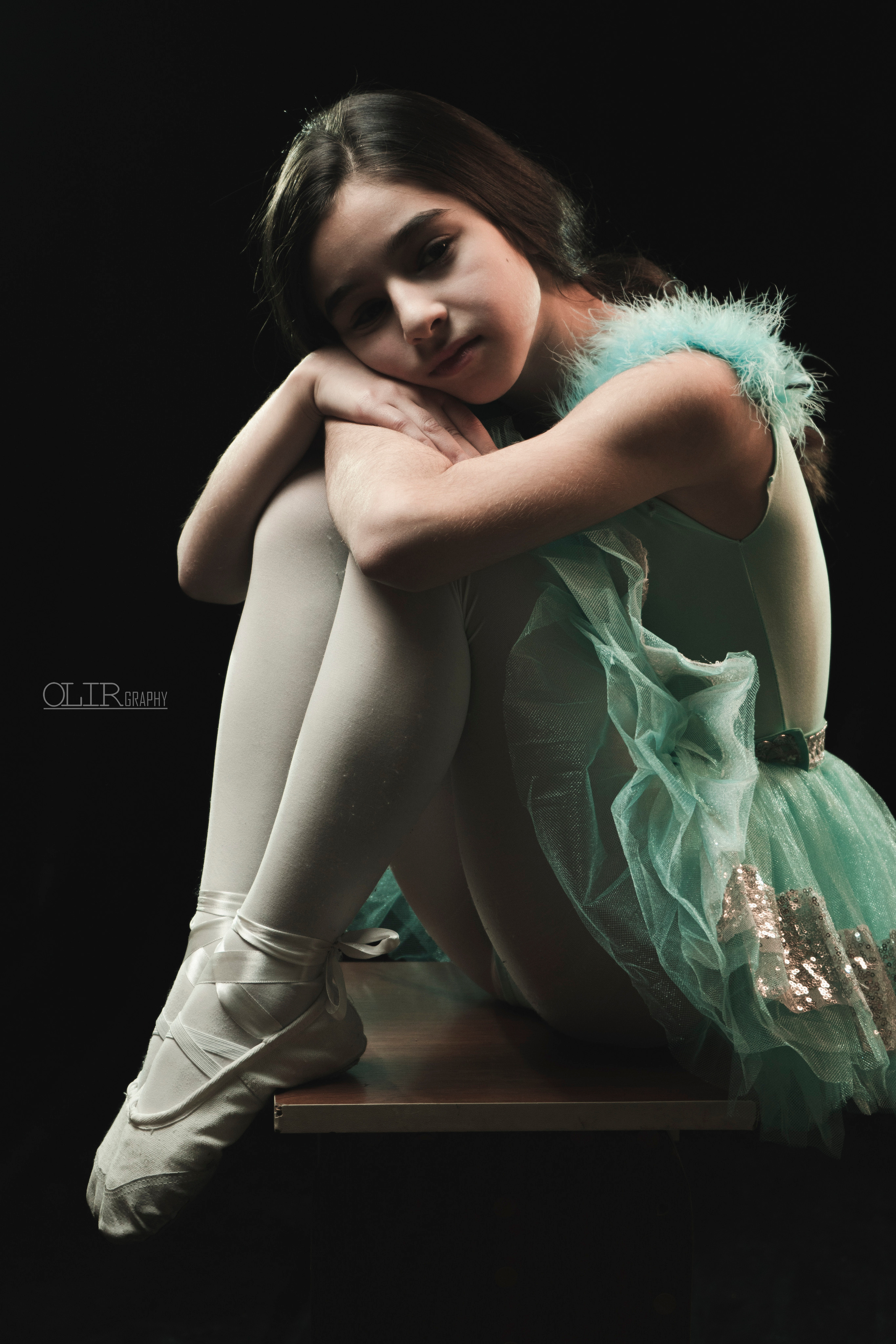 სტუდიური და გარე ფოტოსესიები. Clapp Studio