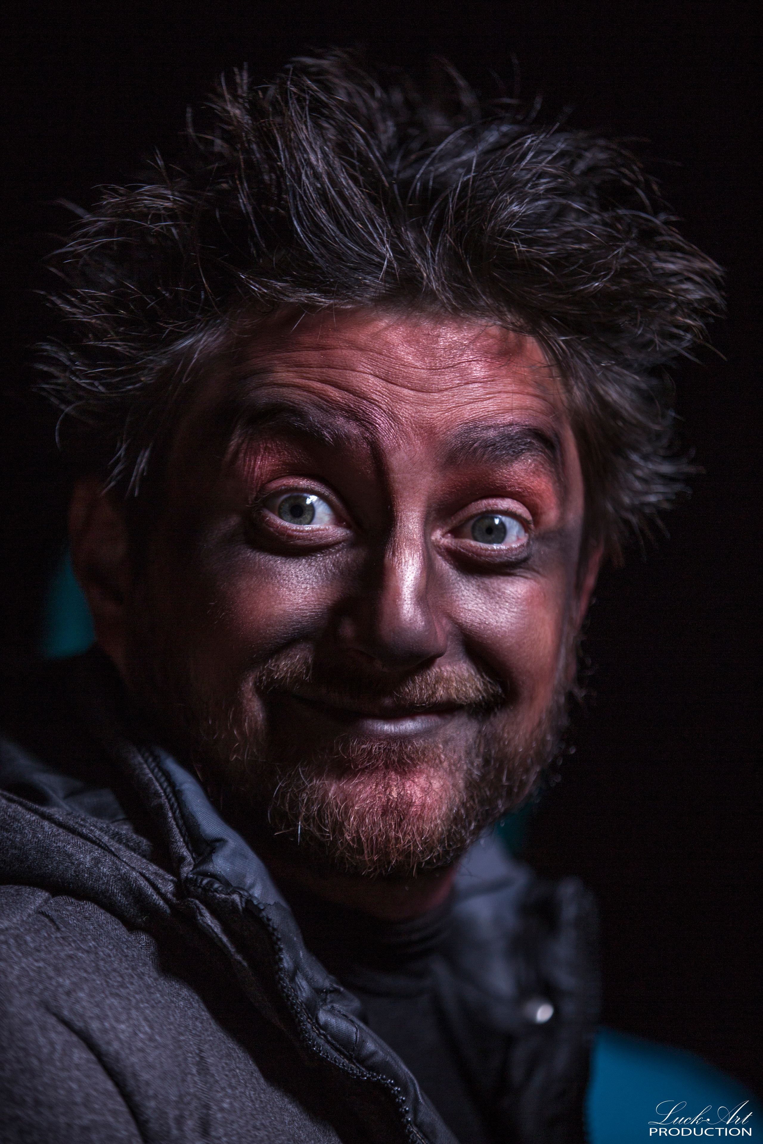 სტუდიური და გარე ფოტოსესიები. Clapp Studio