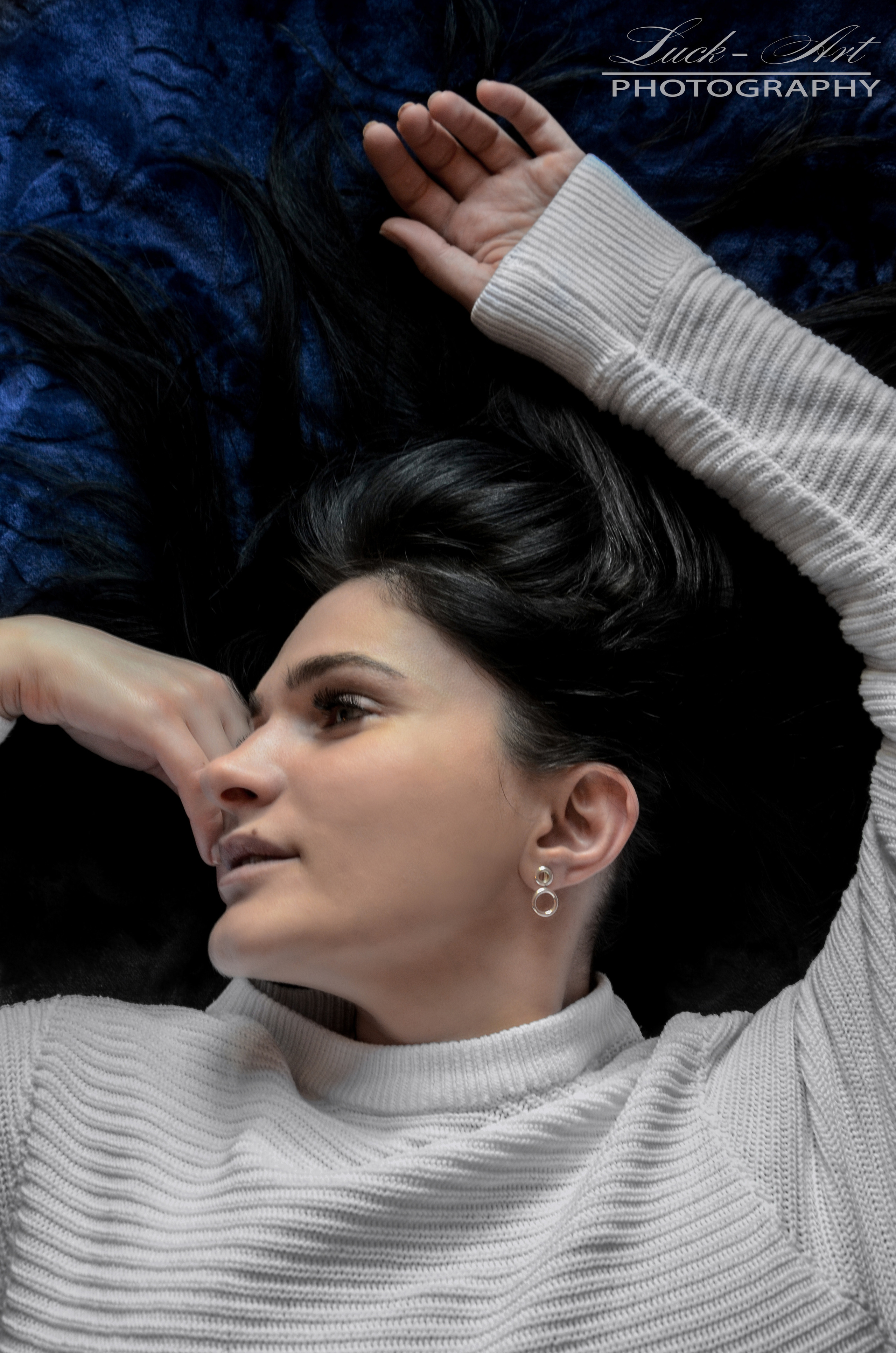 სტუდიური და გარე ფოტოსესიები. Clapp Studio