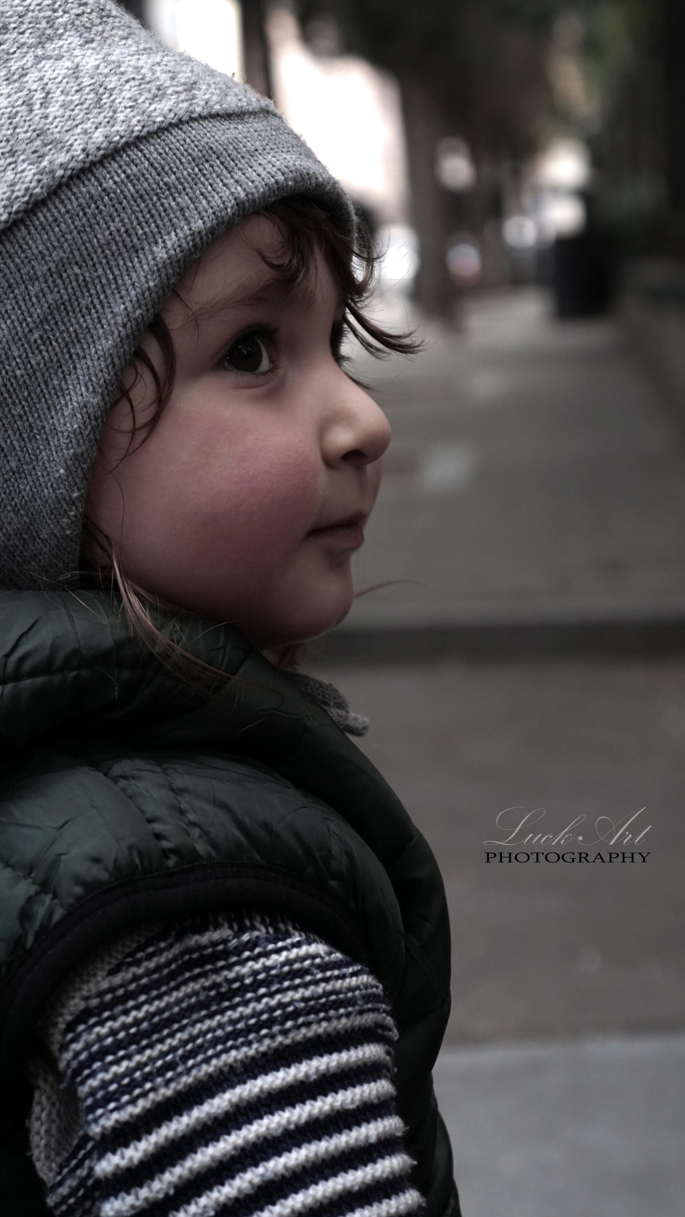 სტუდიური და გარე ფოტოსესიები. Clapp Studio