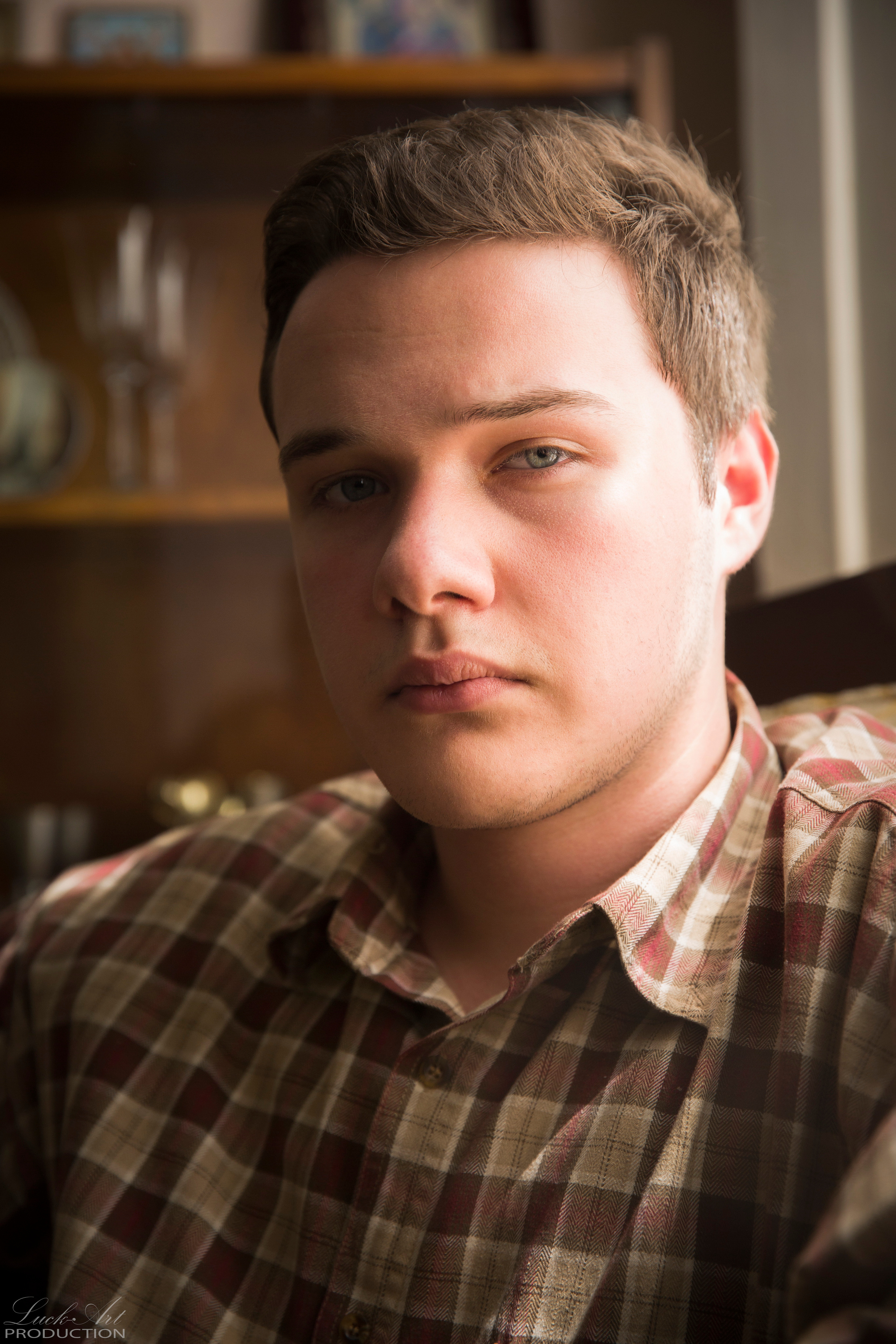 სტუდიური და გარე ფოტოსესიები. Clapp Studio