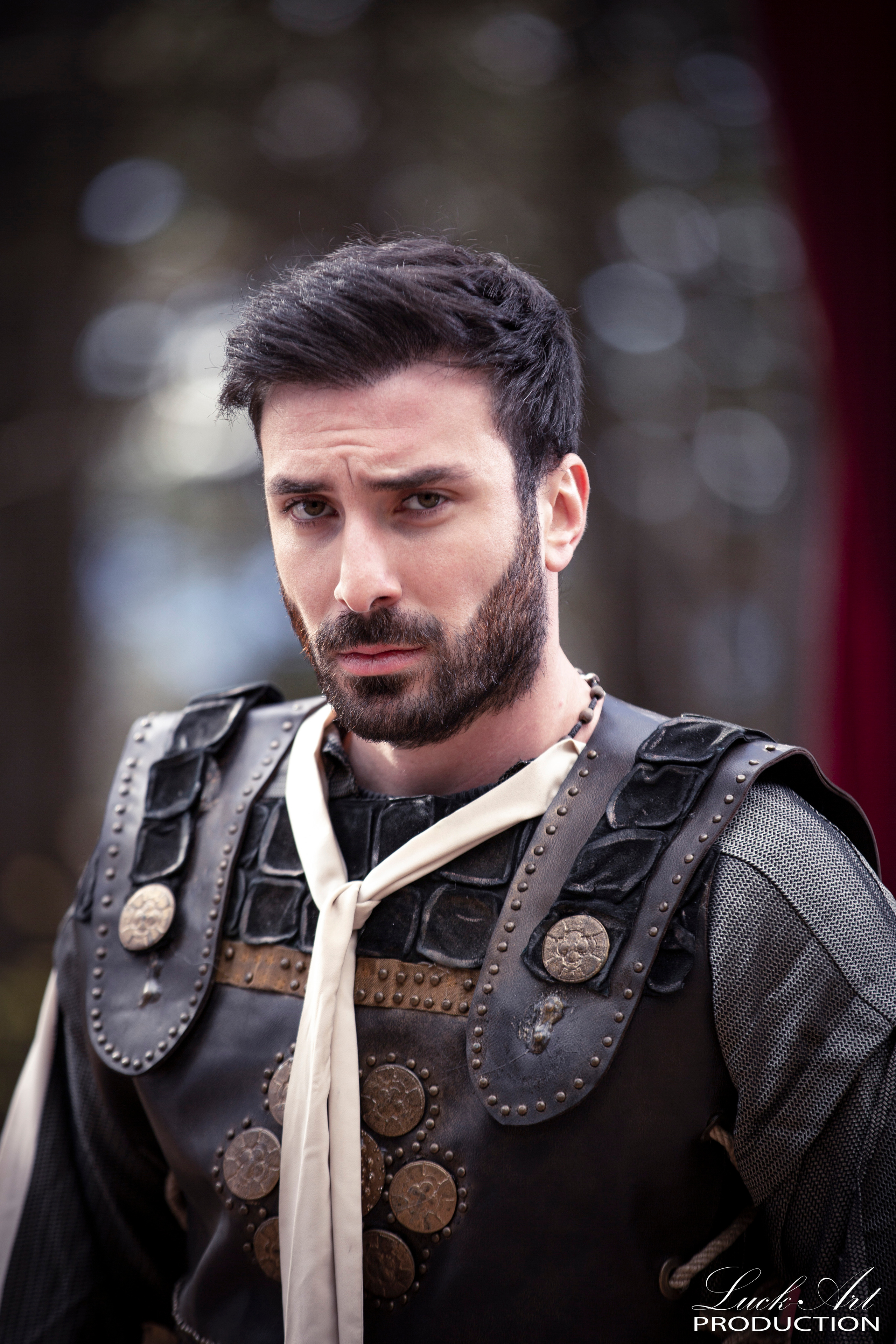 სტუდიური და გარე ფოტოსესიები. Clapp Studio