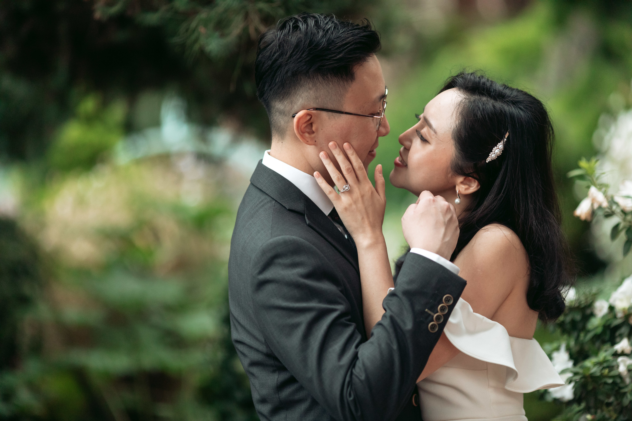 Blooming love. Photographer in Singapore Kate Bird