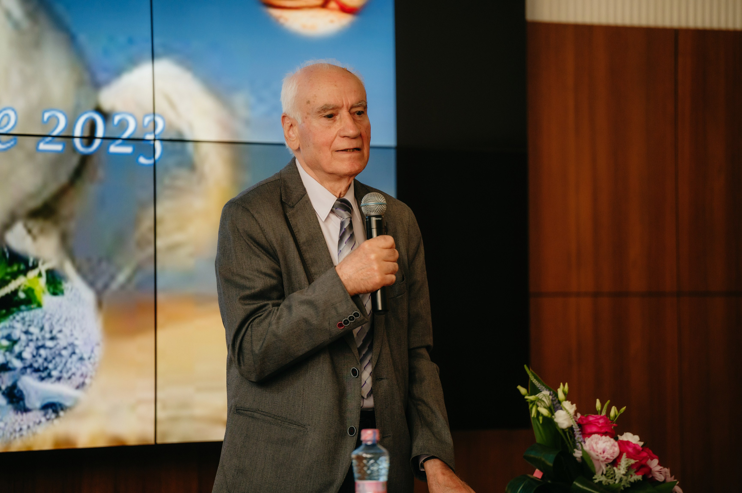 Medicina Veterinara — dupa 30 de ani…. Laurentiu Stefan StoryTeller