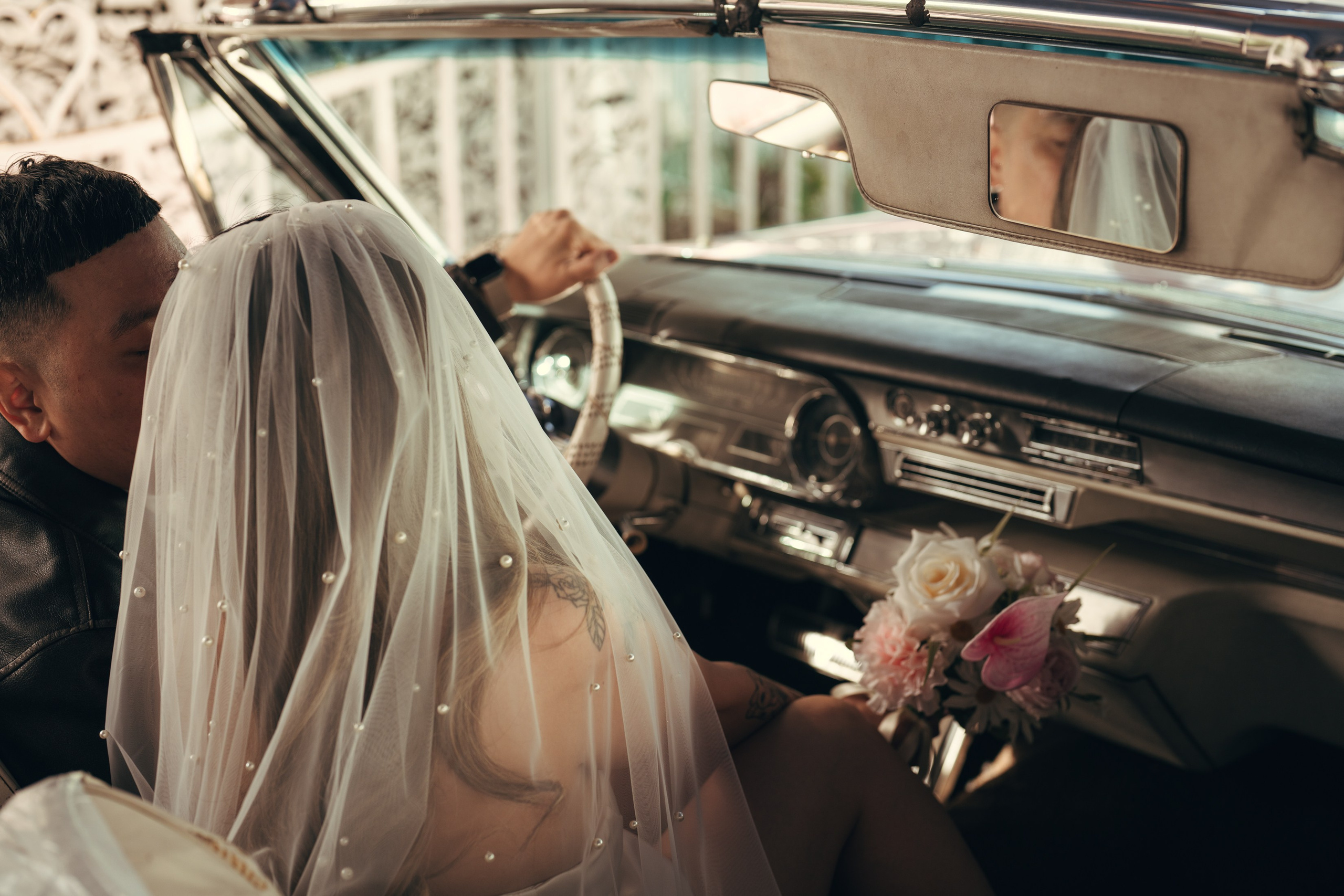 Louise&Harold. Wedding & elopement photographer Viktoriya Kravtsov. Las Vegas