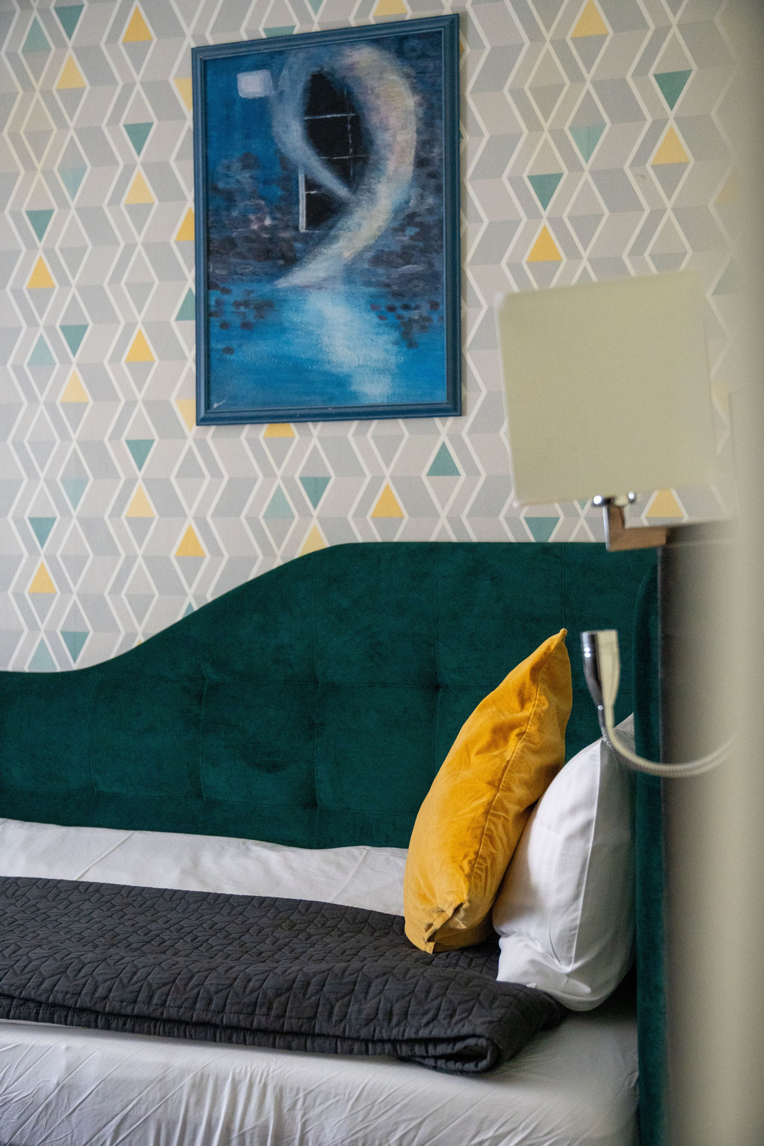 Casa 86. Creste si calatoreste