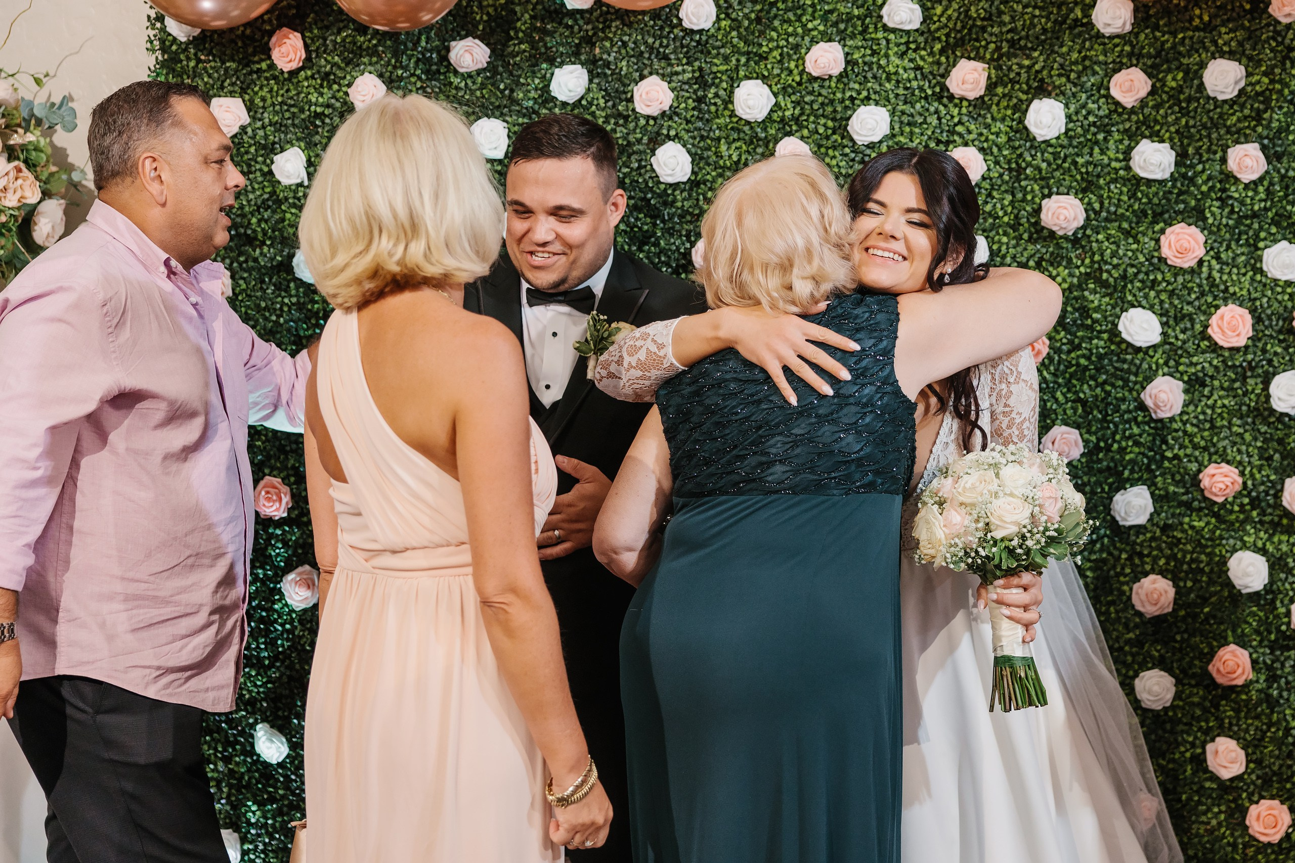 31.08.2024 Wedding. Wedding family event photographer in Chicago Nick Yushevich