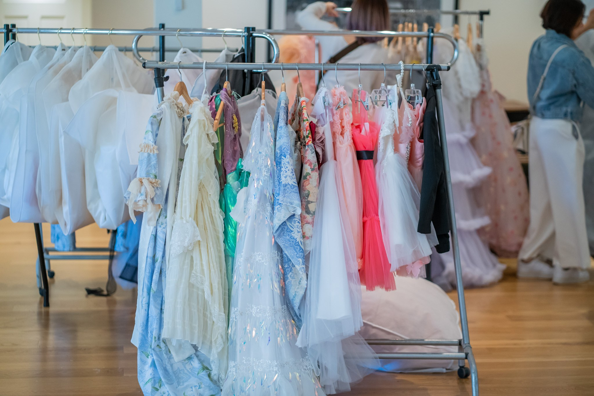 The blooms BTS. Vancouver Kids Photographer