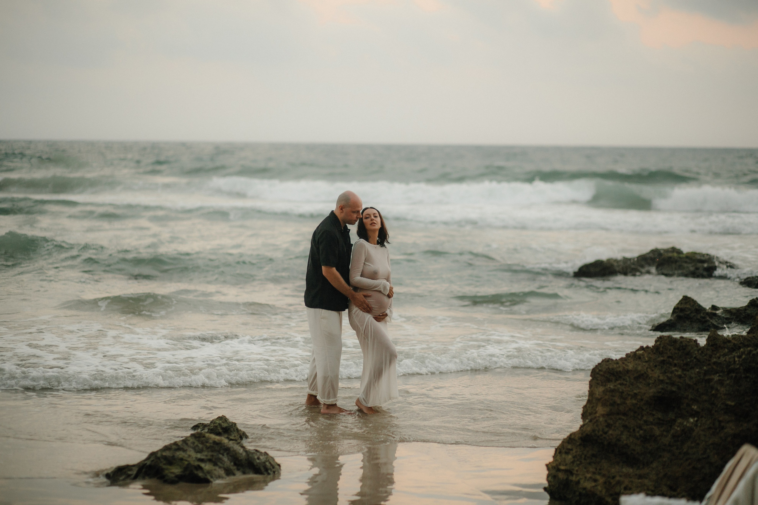 Katya & Fil Givat Olga. Family photographer in Israel