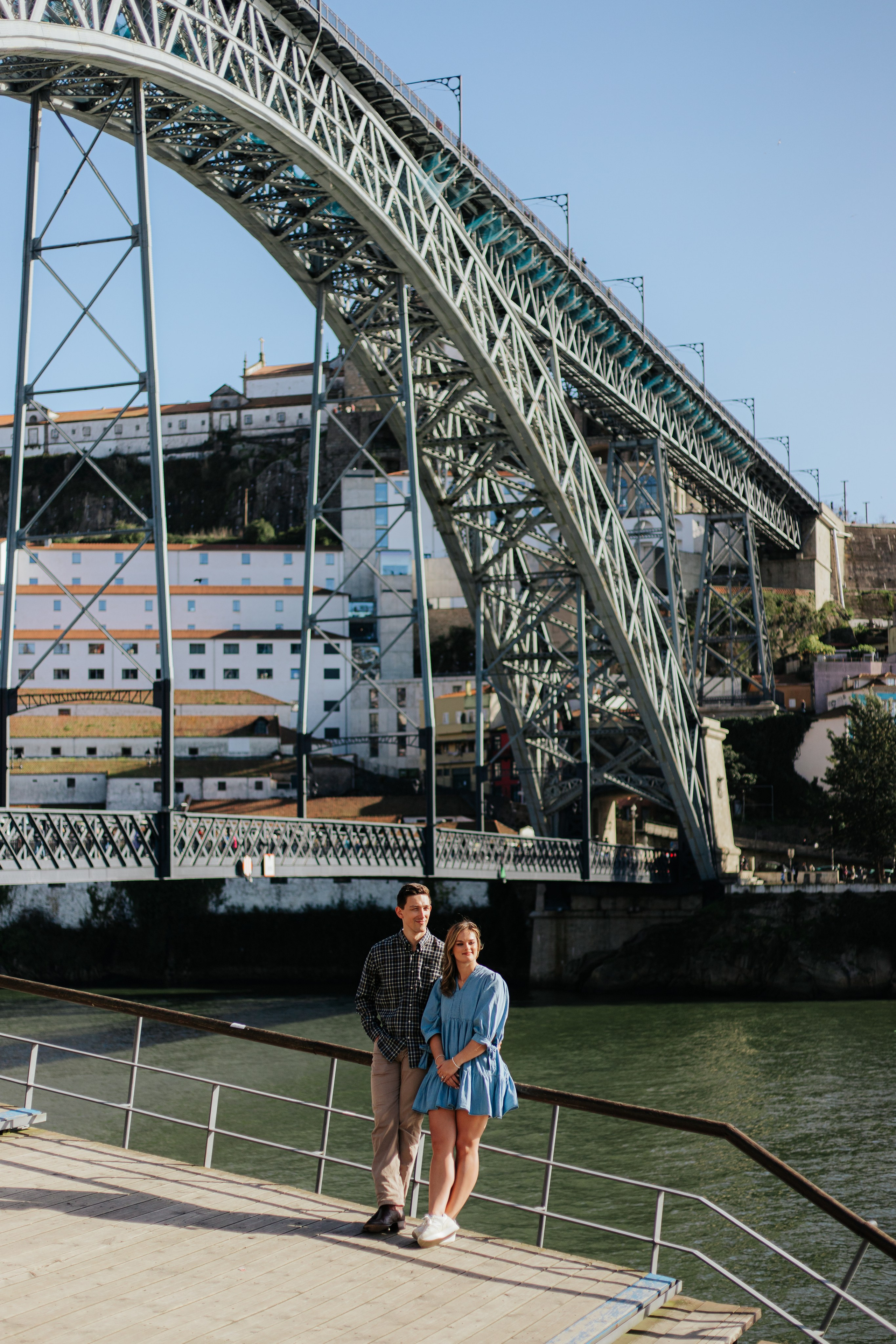 Jamie Gregg. Davi Valente