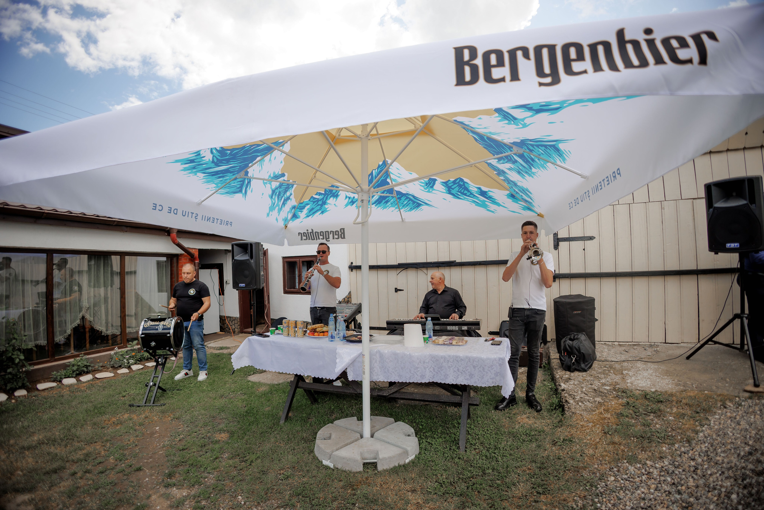 Nunta Nicoleta & Răzvan | Fotografie & Videografie Profesională. Servicii foto-video profesionale, pentru momente de neuitat