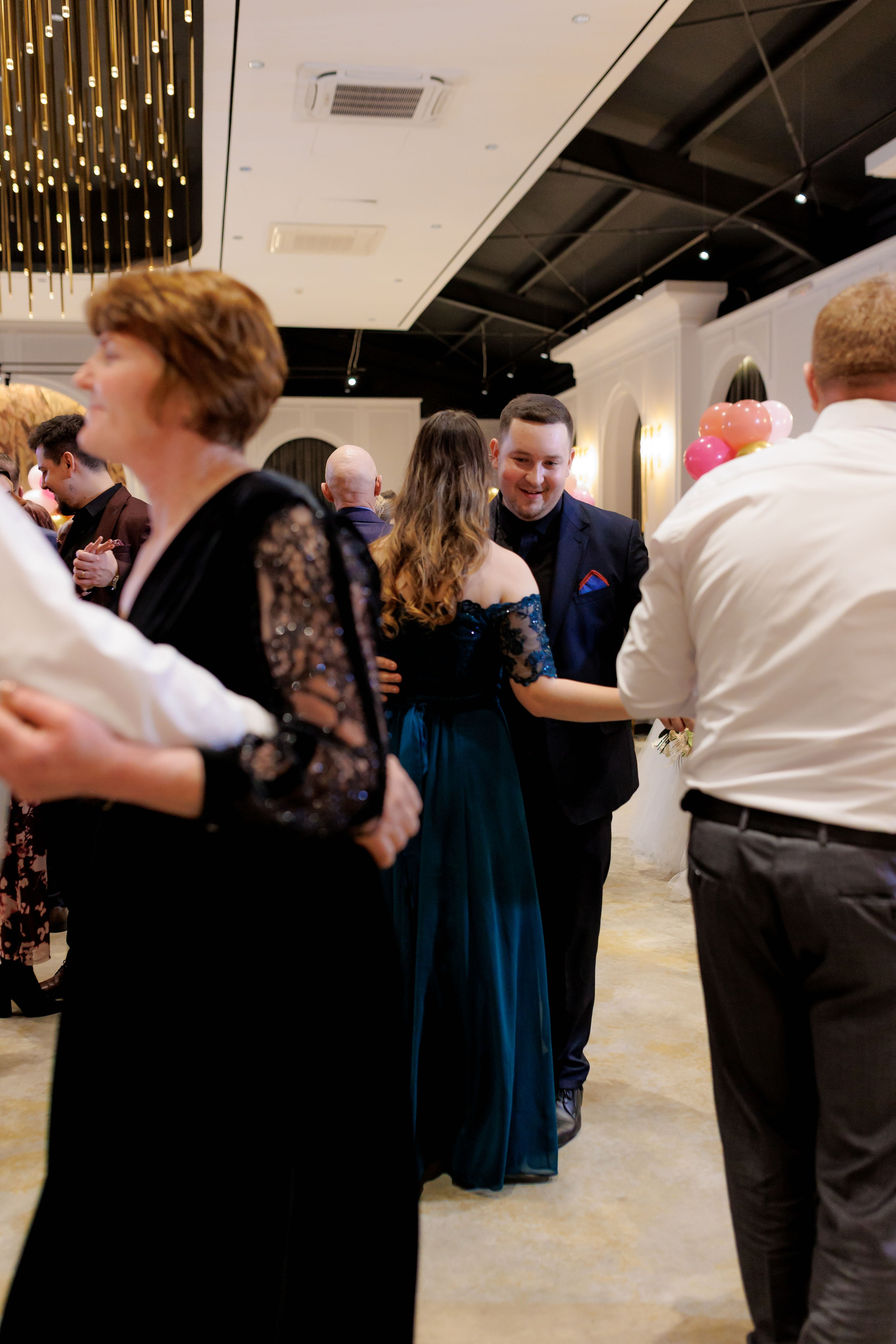 Povestea voastră, regizată de noi |Cristi Turculet Videograf Nuntă Suceava | wedding highlight. Servicii foto-video profesionale, pentru momente de neuitat