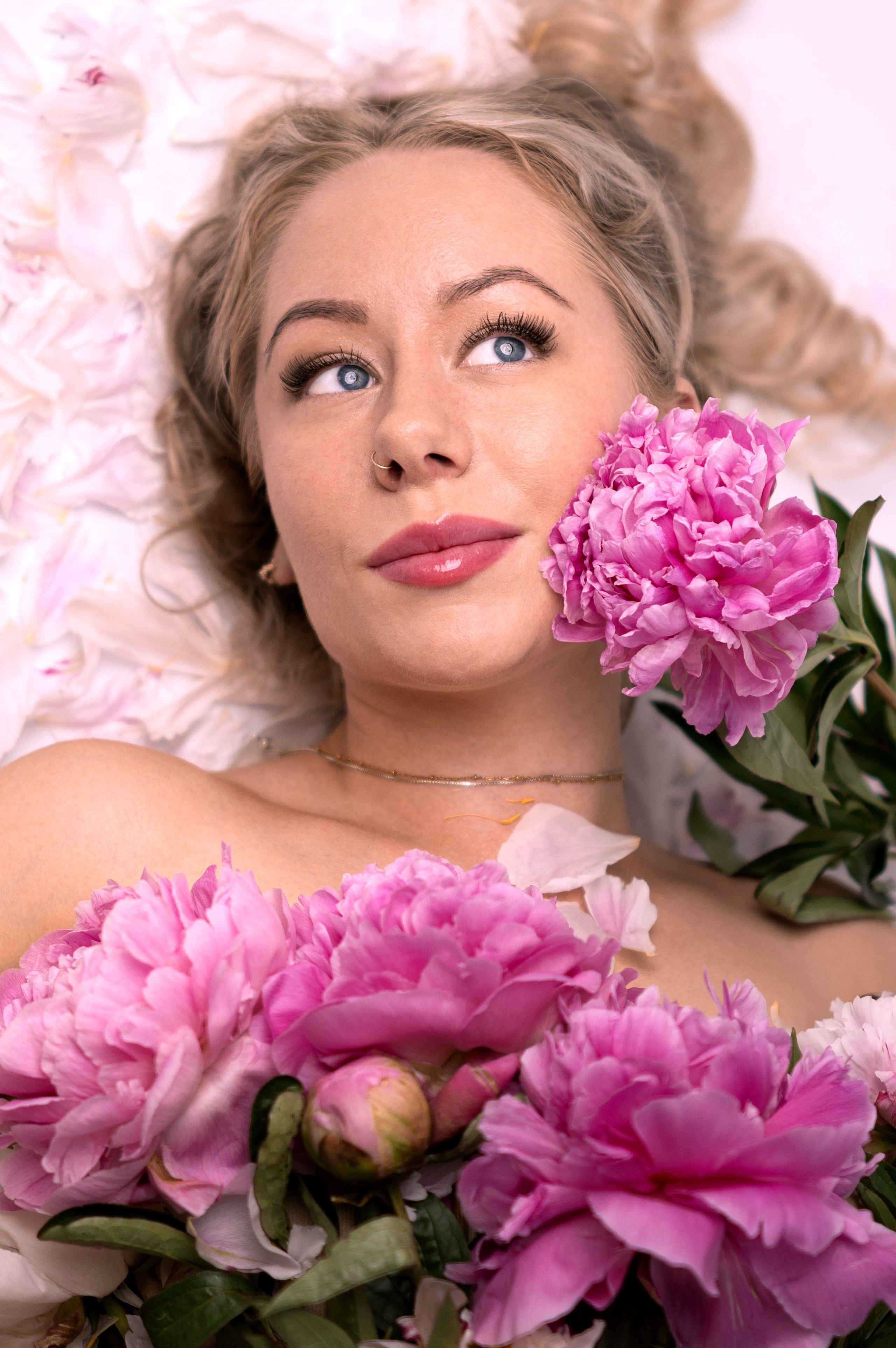 Julia. Women’s photographer in Coventry, UK. Boudoir and portraits are my focus; I also capture couples, mini weddings, maternity & newborns