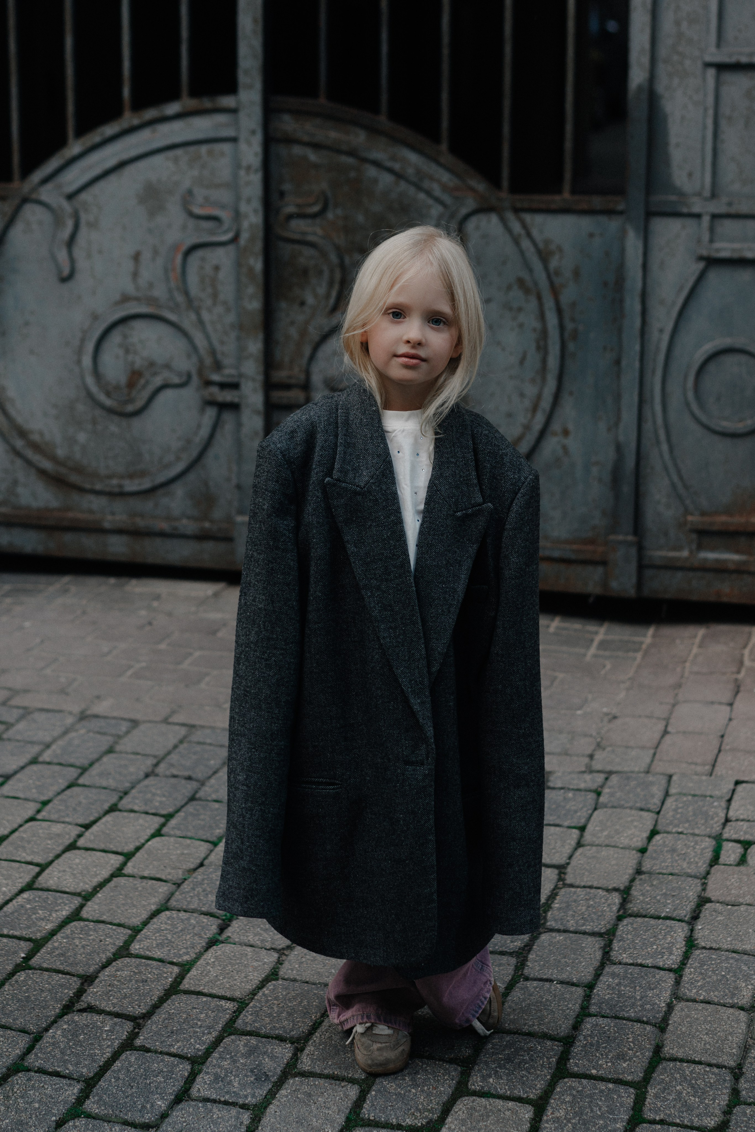 Family photoshoot. Portrait, lookbook and family photographer in Riga, LATVIA